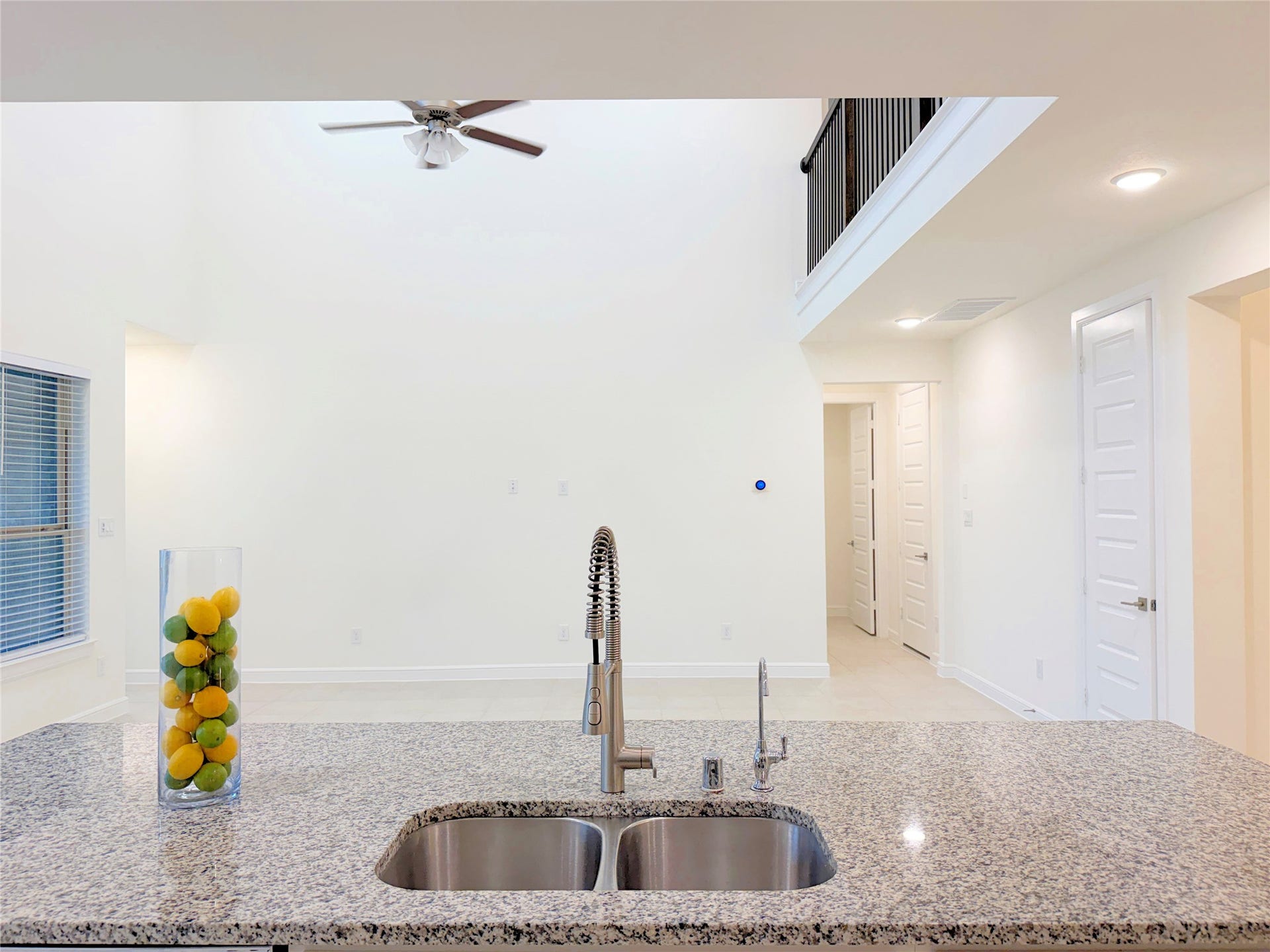 8611 Oakdale Bluff Court, Richmond, TX 77407