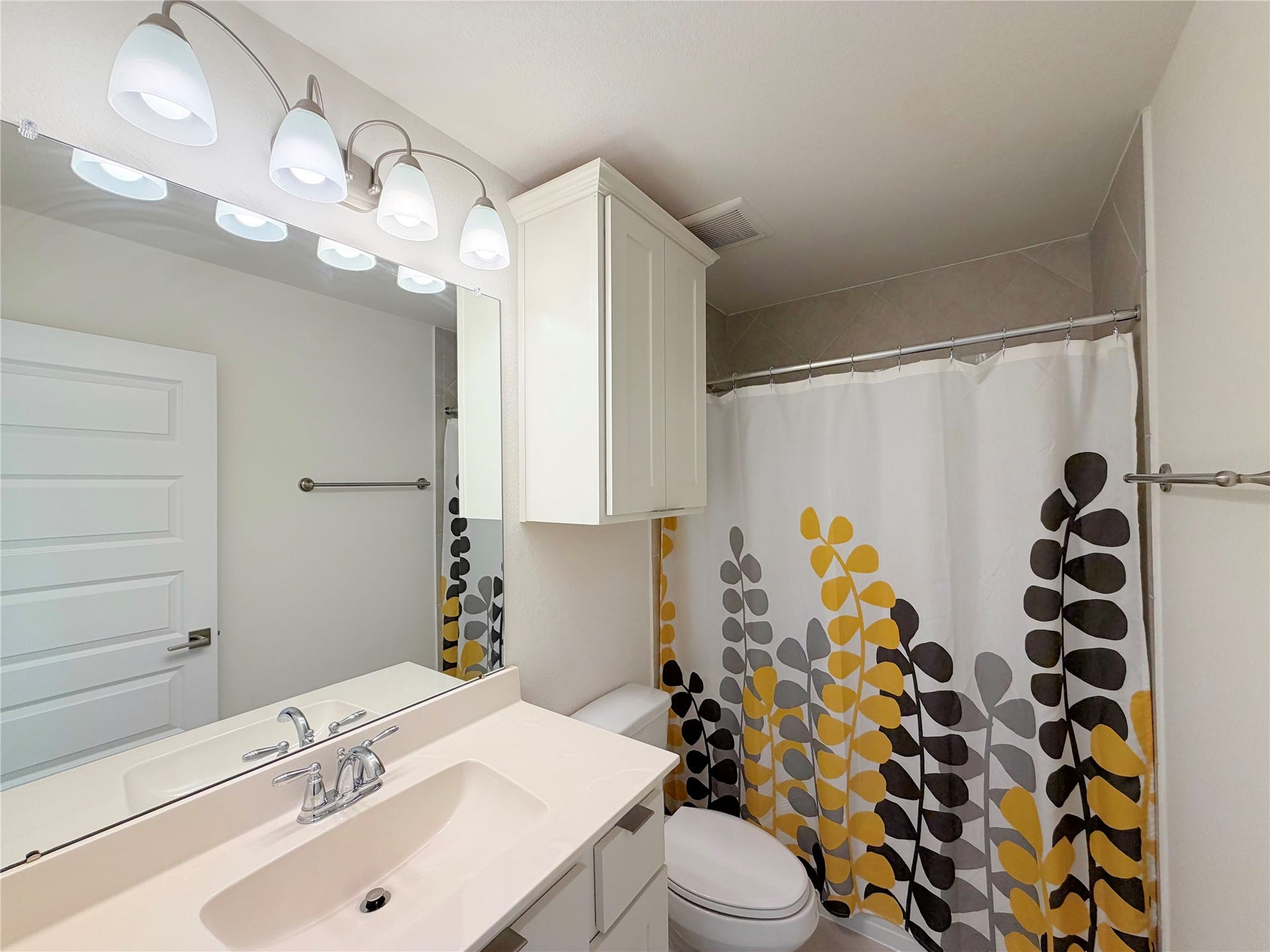 8611 Oakdale Bluff Court, Richmond, TX 77407