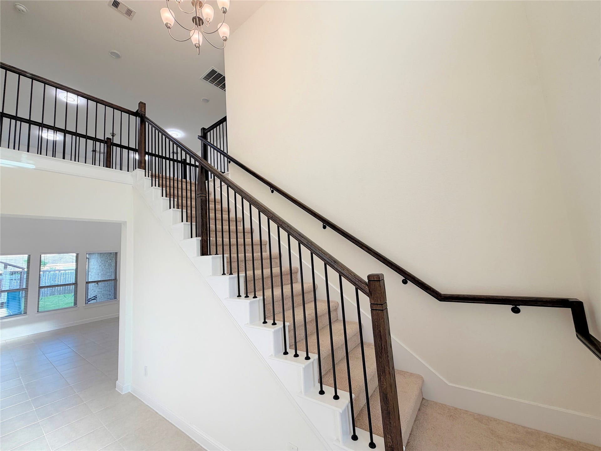 8611 Oakdale Bluff Court, Richmond, TX 77407