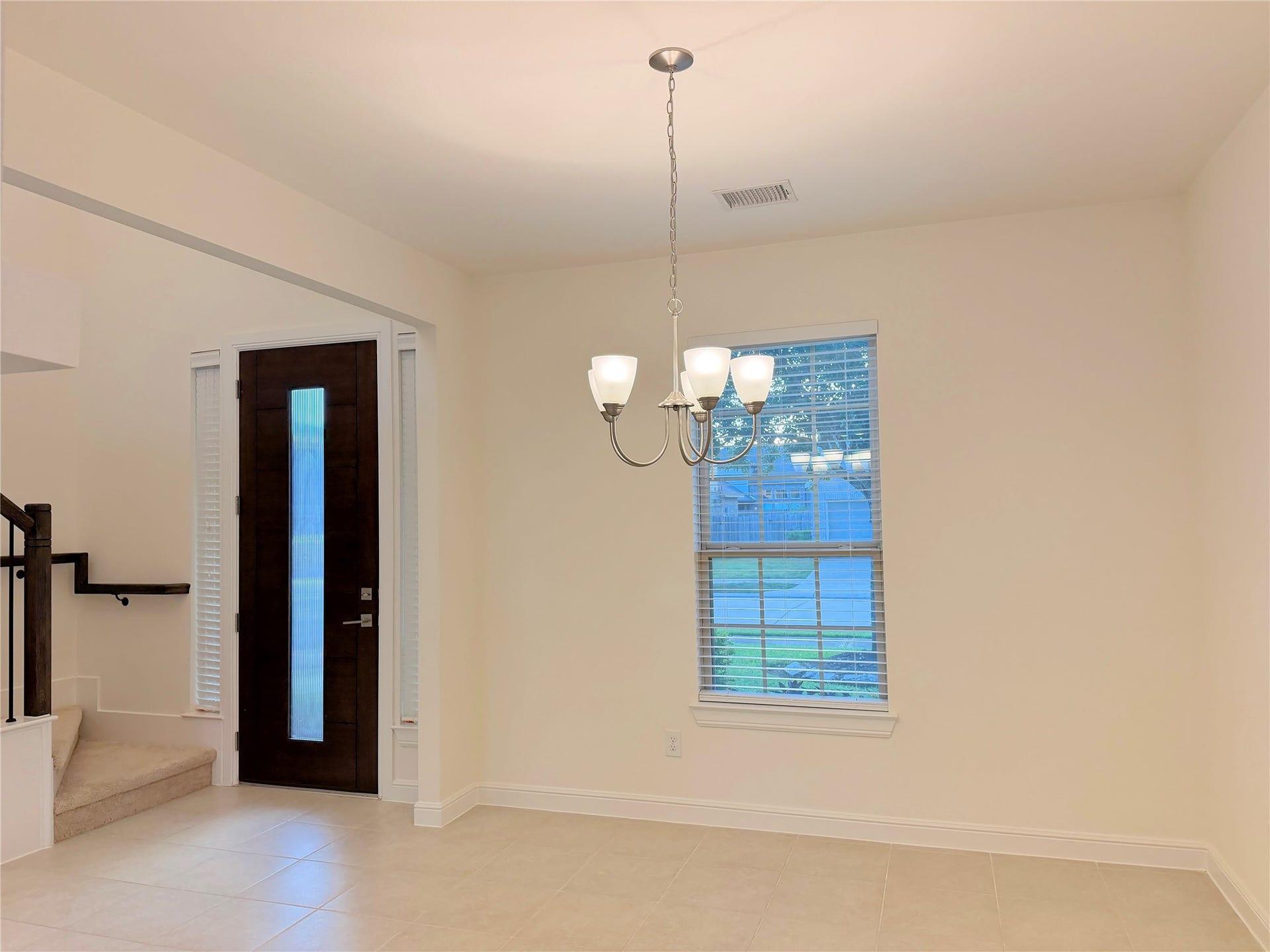 8611 Oakdale Bluff Court, Richmond, TX 77407