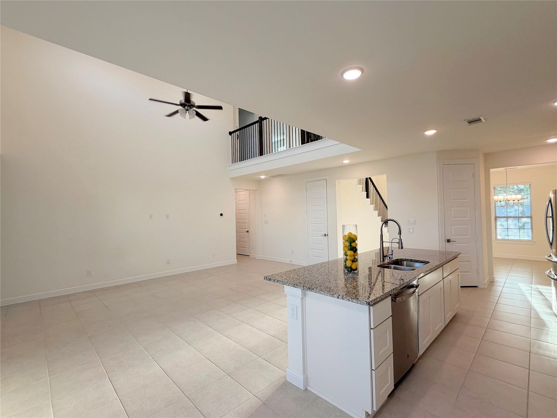 8611 Oakdale Bluff Court, Richmond, TX 77407