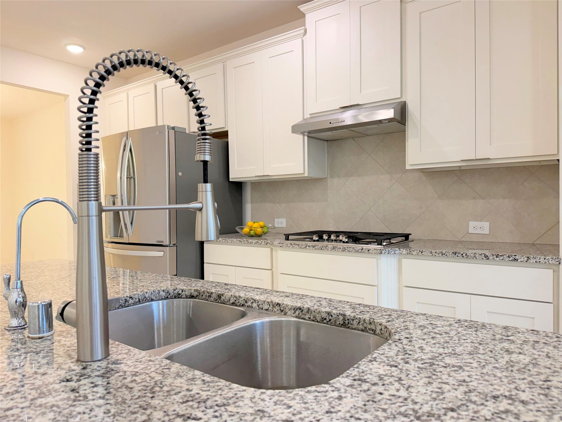 8611 Oakdale Bluff Court, Richmond, TX 77407