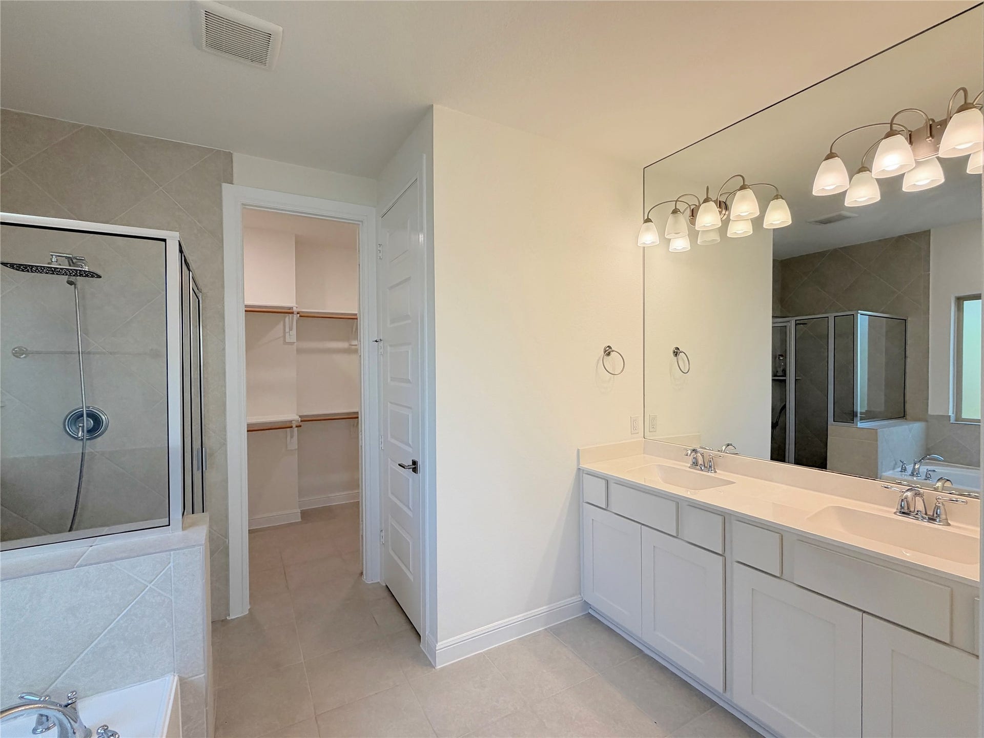 8611 Oakdale Bluff Court, Richmond, TX 77407