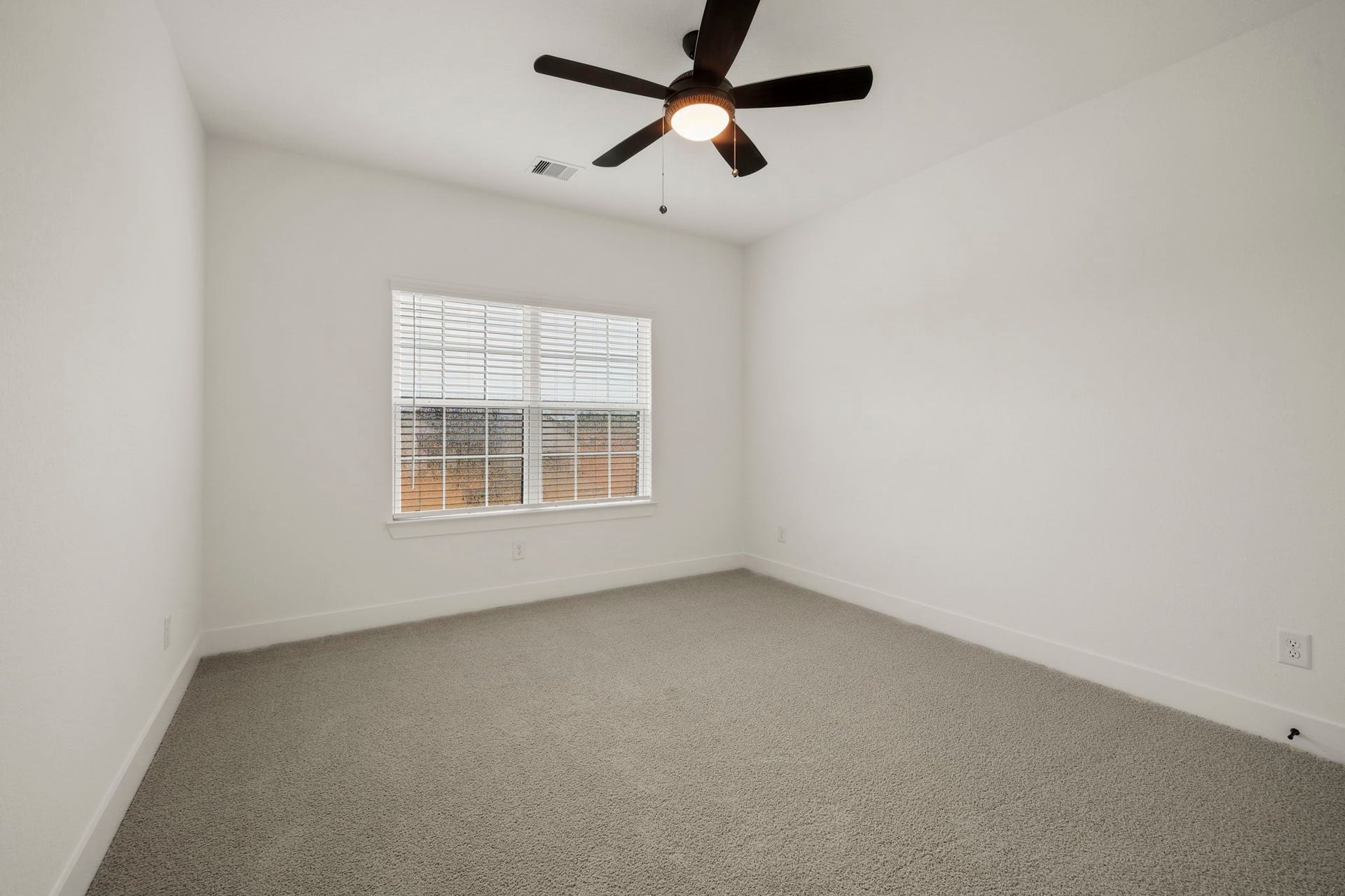 5629 Marigold Mile Drive, Magnolia, TX 77354 5629 Marigold Mile Drive, Magnolia, TX 77354