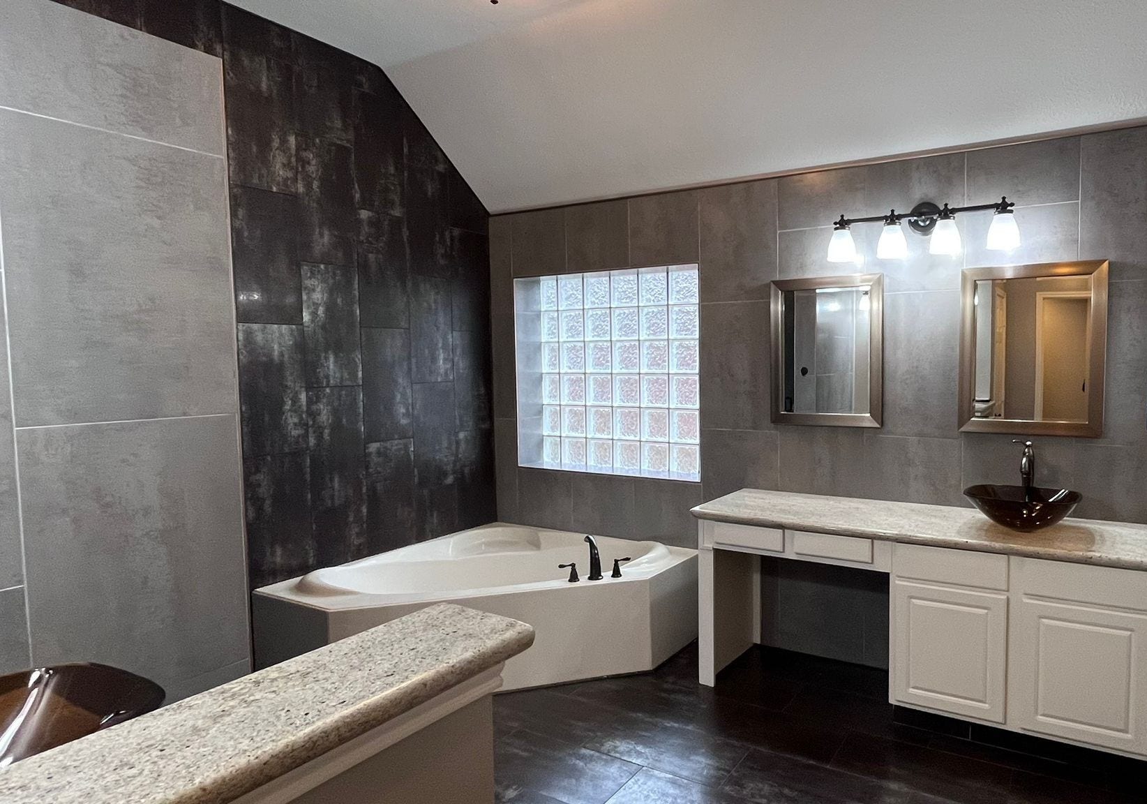 3127 Indigo Lane, Missouri City, TX 77459 master bathroom