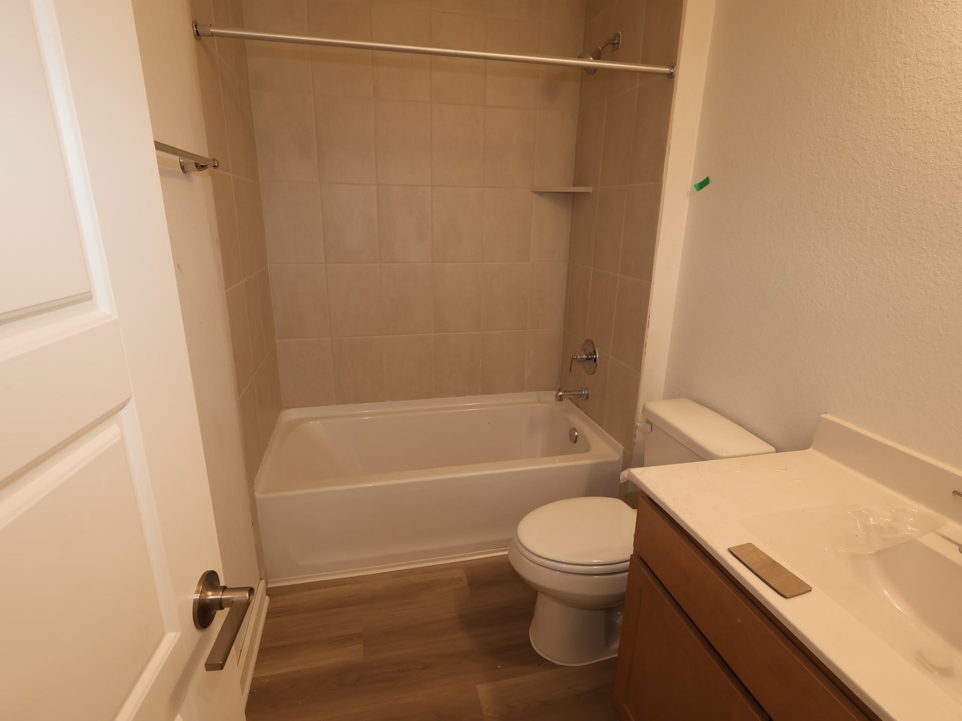 1054 Garnet Star Drive, La Marque, TX 77568 1054 Garnet Star Drive, La Marque, TX 77568