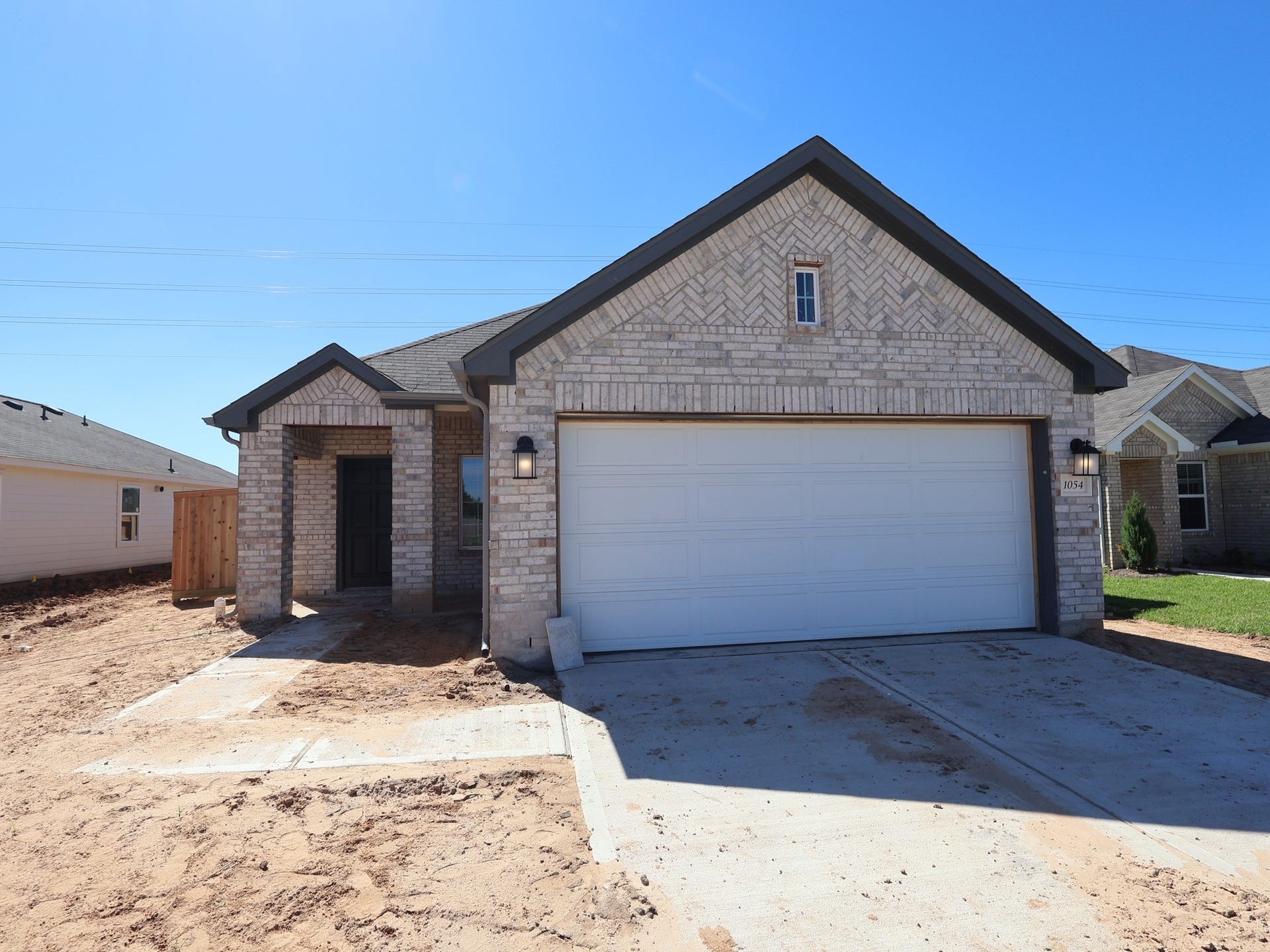 1054 Garnet Star Drive, La Marque, TX 77568 1054 Garnet Star Drive, La Marque, TX 77568