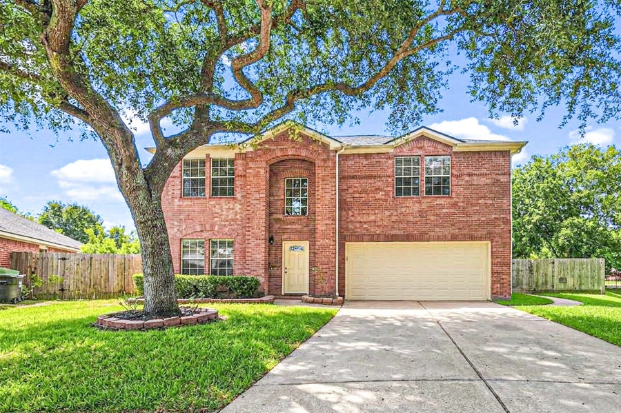 Property photo for 9904 Fair Brook Way, Pearland, TX