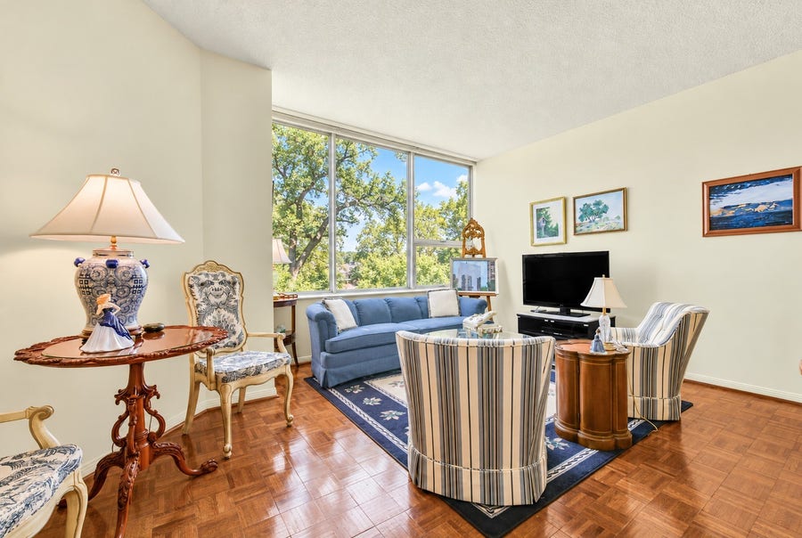 Property photo for 15 Greenway Plaza, #3B, Houston, TX