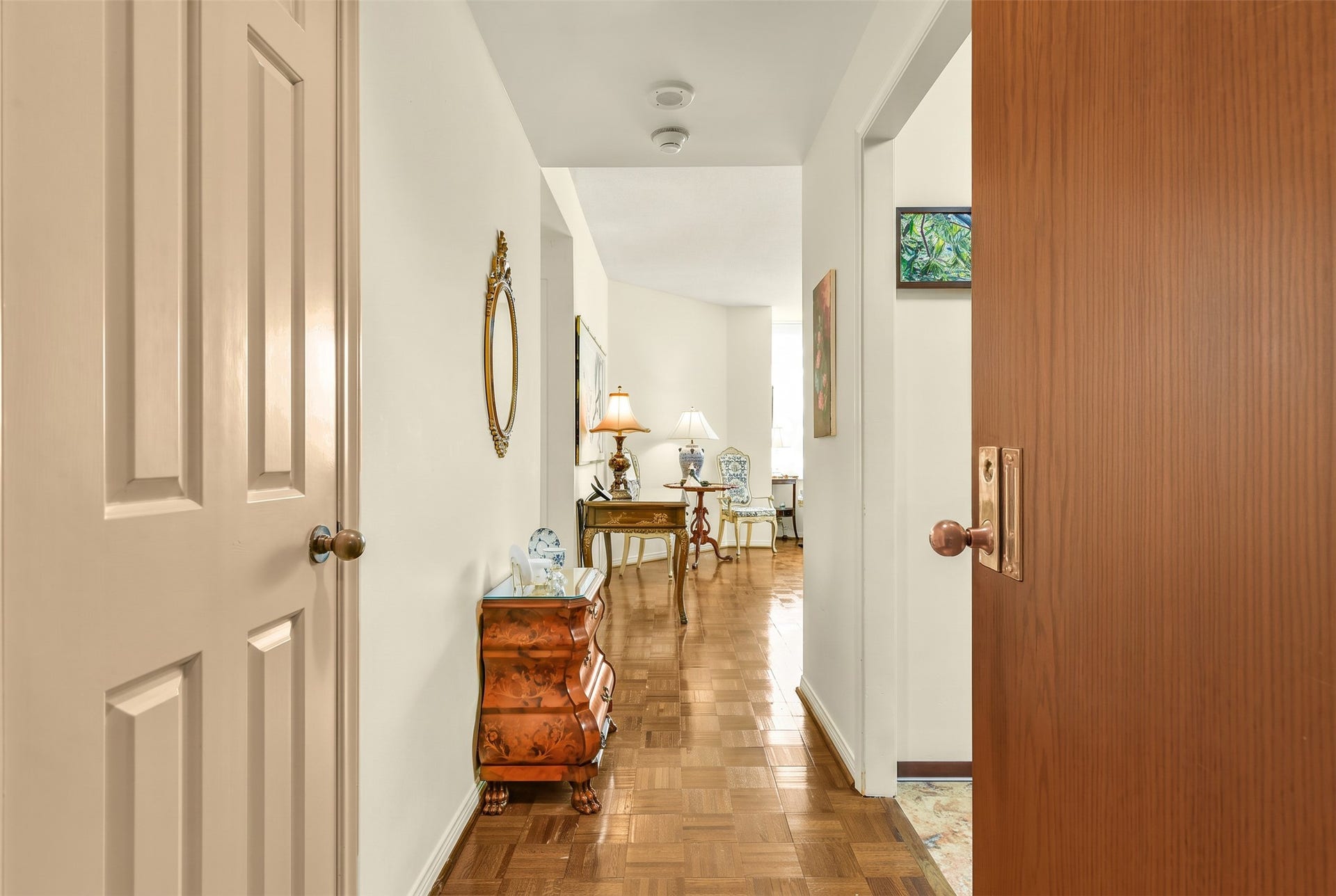 15 Greenway Plaza, #3B, Houston, TX 77046 Welcome to this gracious two bedroom/two bath home on the third floor of 15 Greenway.