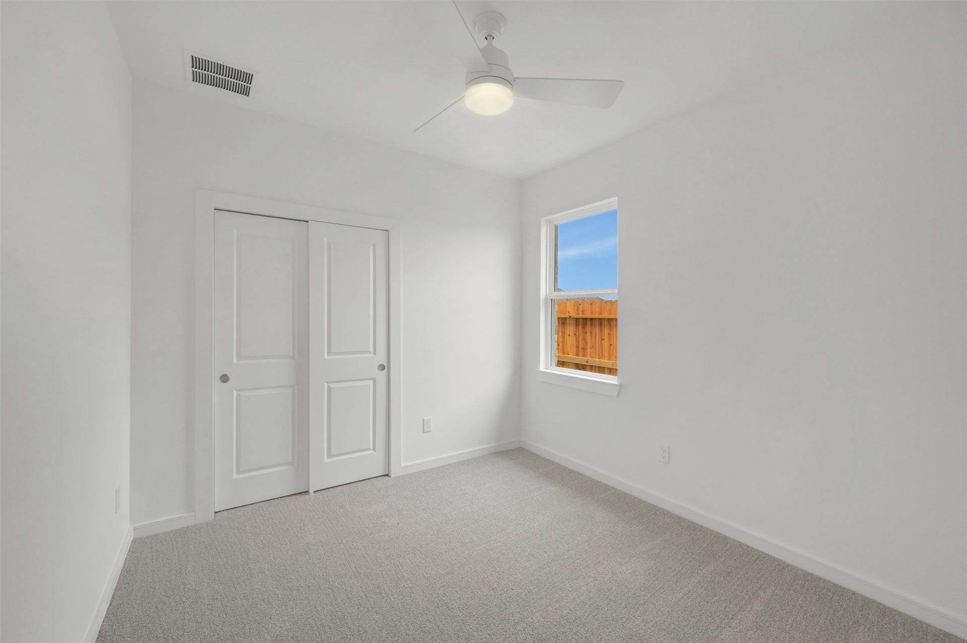 564 Day Station Drive, Dayton, TX 77535 Bedroom 2