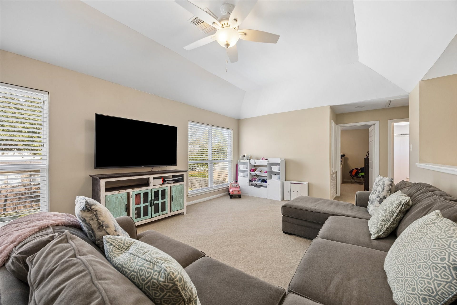12306 Burgoyne Drive, Houston, TX 77077 12306 Burgoyne Drive, Houston, TX 77077