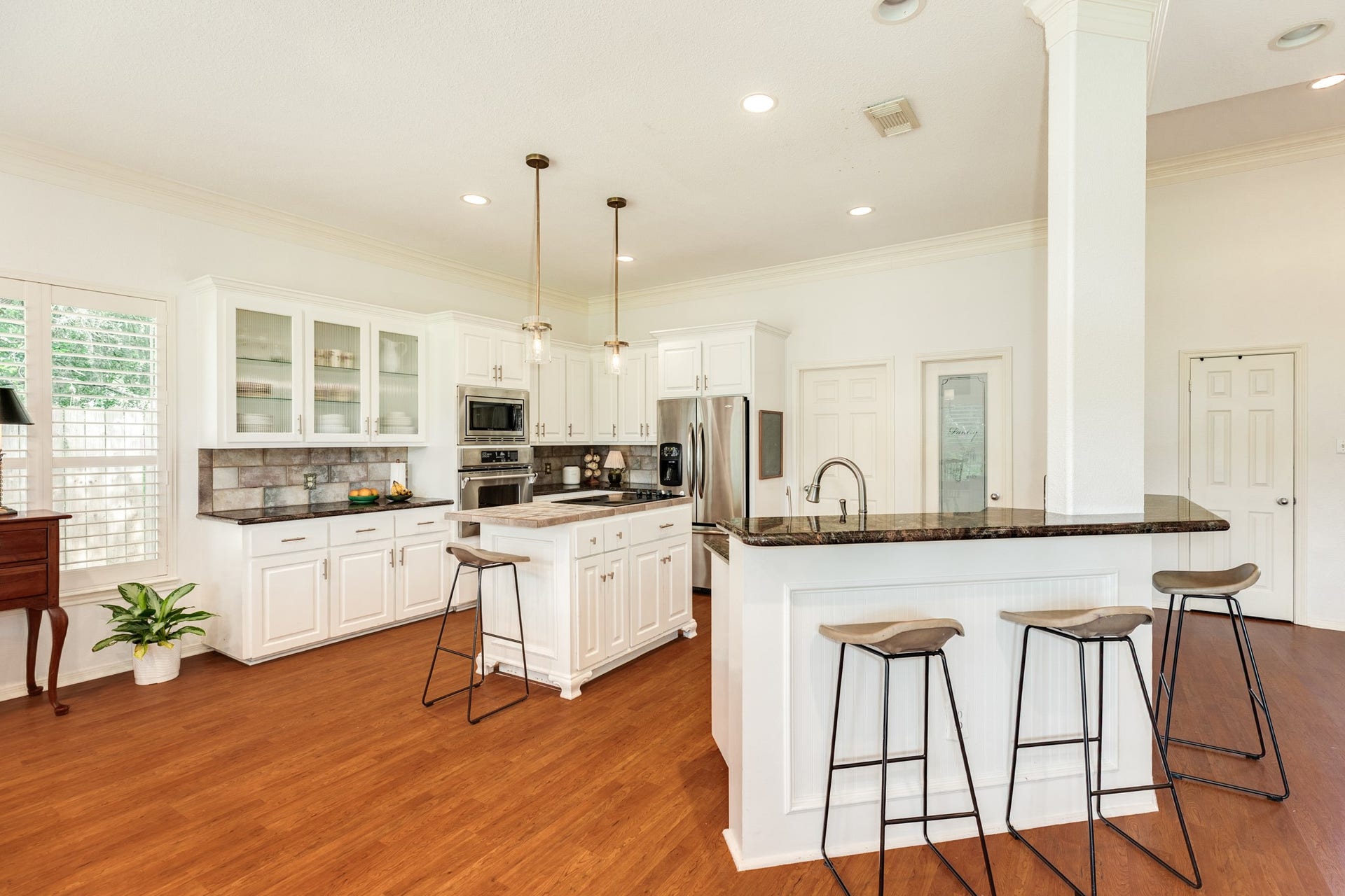 2286 Riverside Drive, West Columbia, TX 77486 2286 Riverside Drive, West Columbia, TX 77486