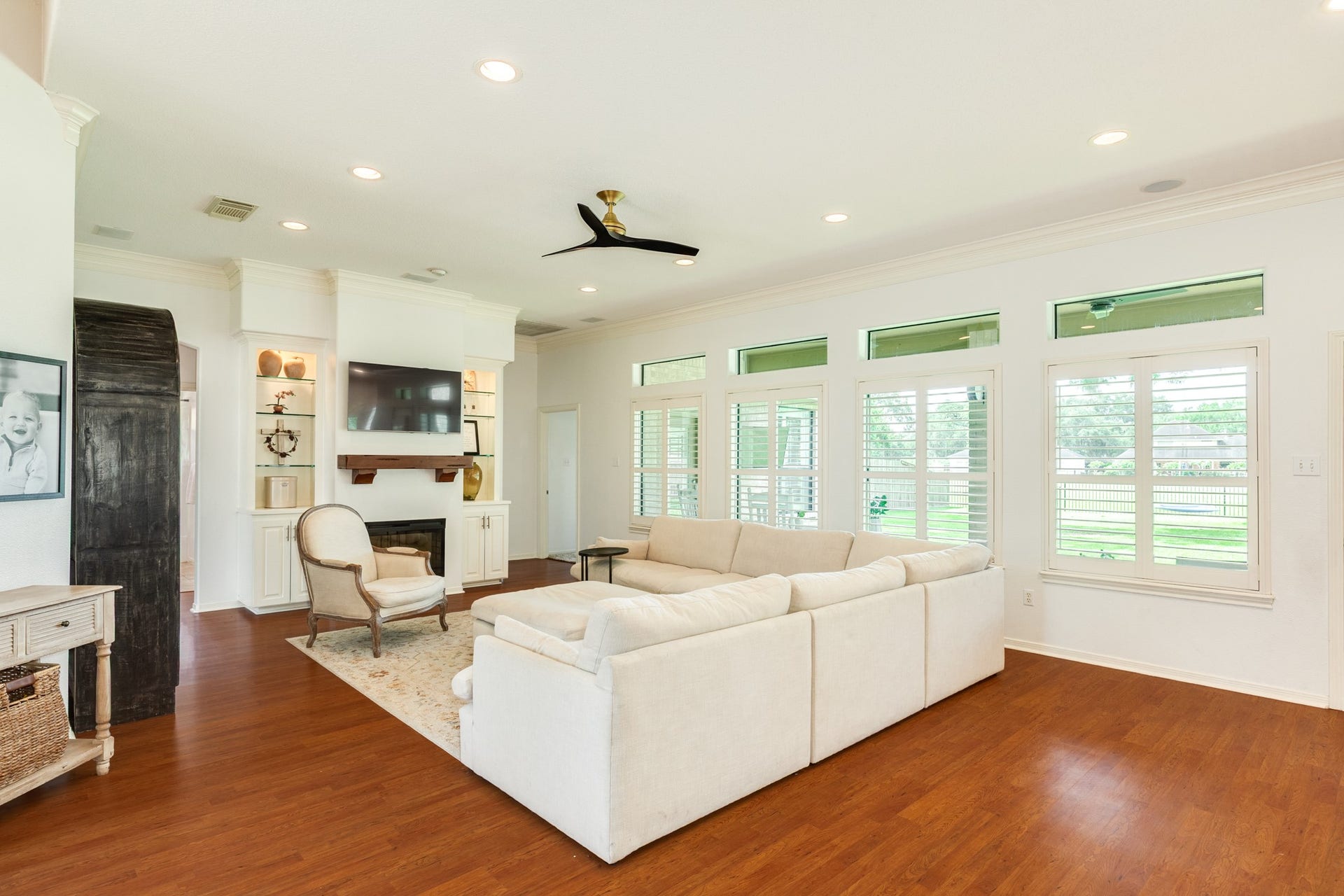 2286 Riverside Drive, West Columbia, TX 77486 2286 Riverside Drive, West Columbia, TX 77486