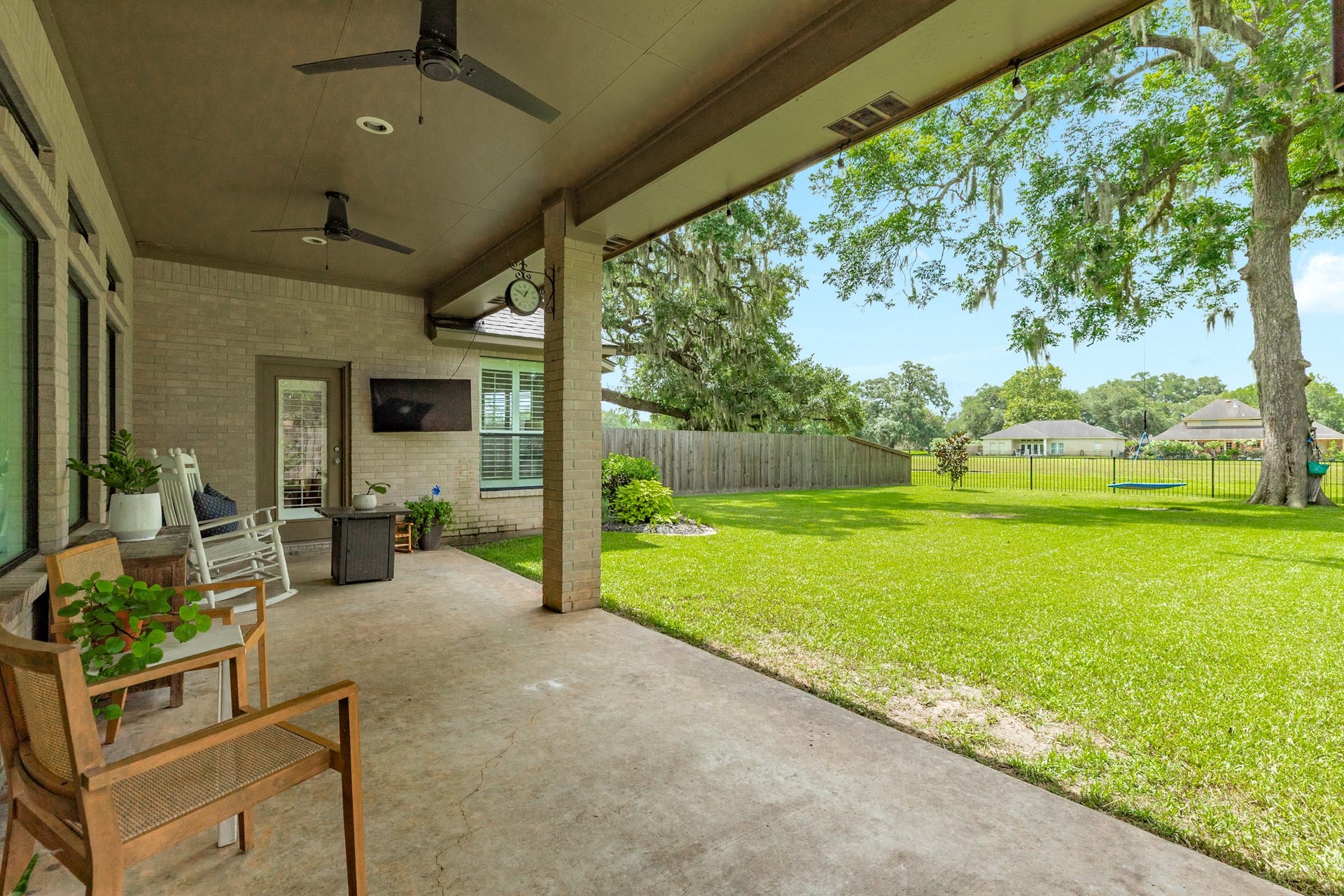 2286 Riverside Drive, West Columbia, TX 77486 2286 Riverside Drive, West Columbia, TX 77486