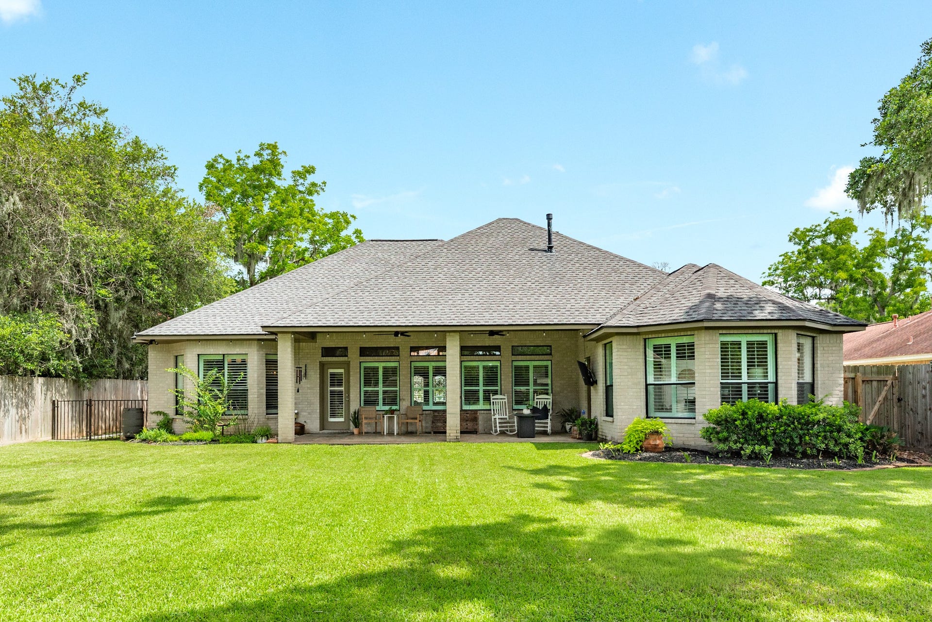 2286 Riverside Drive, West Columbia, TX 77486 2286 Riverside Drive, West Columbia, TX 77486