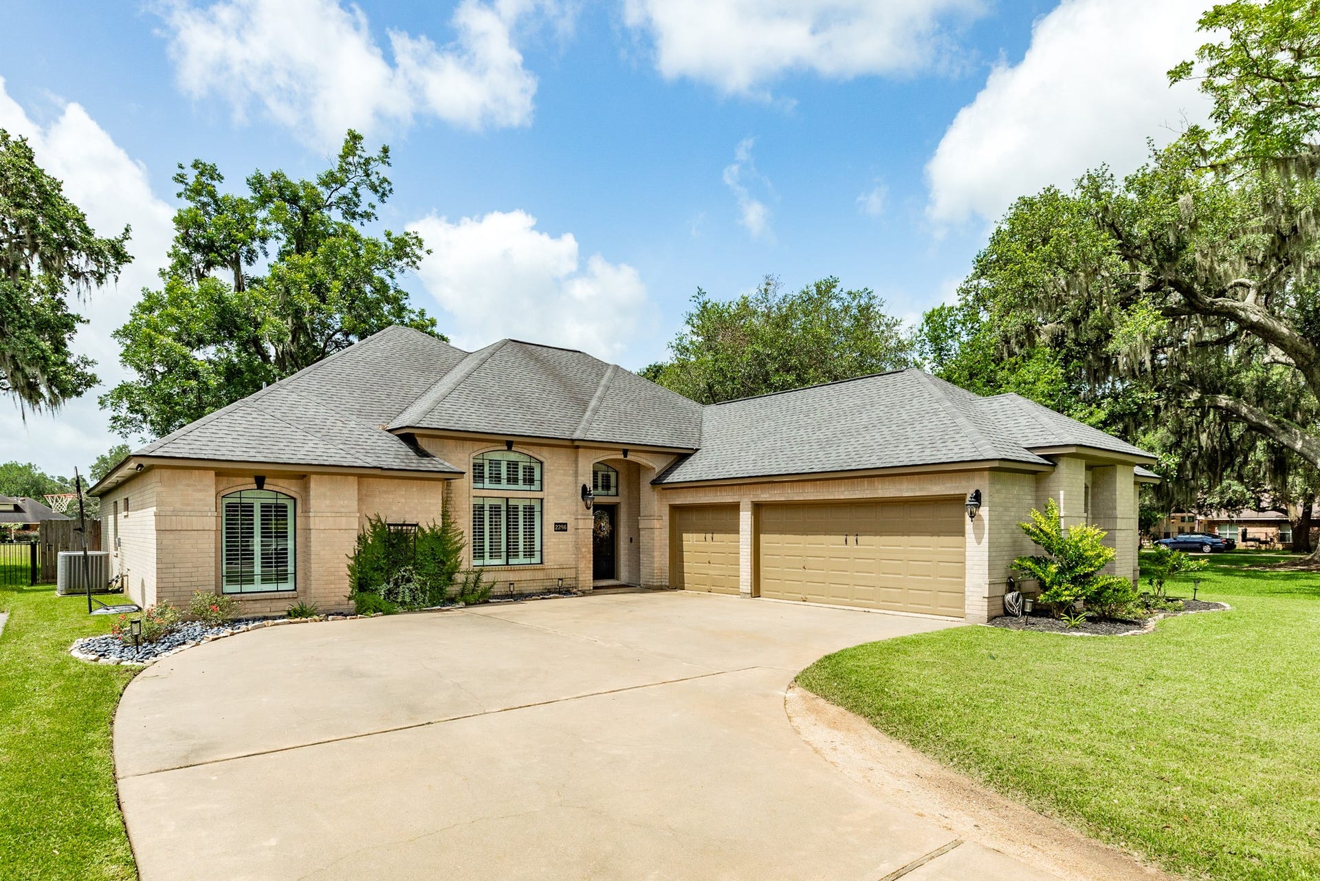 2286 Riverside Drive, West Columbia, TX 77486 2286 Riverside Drive, West Columbia, TX 77486