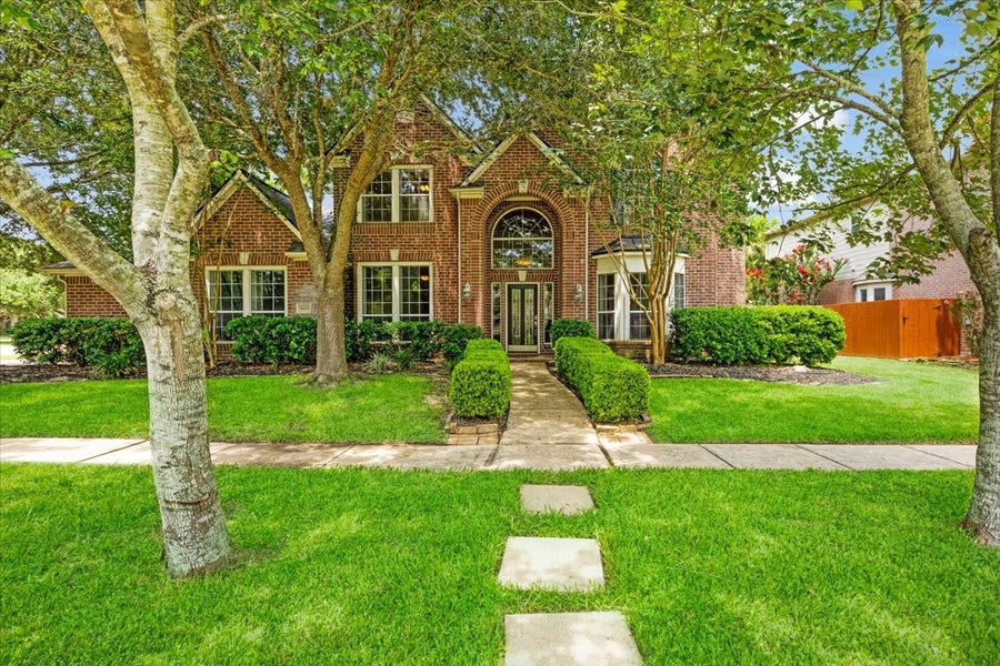 Property photo for 3803 Dewalt Way, Missouri City, TX