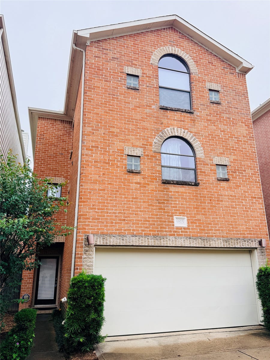 Property photo for 9813 Cynthia Ann Court, Houston, TX