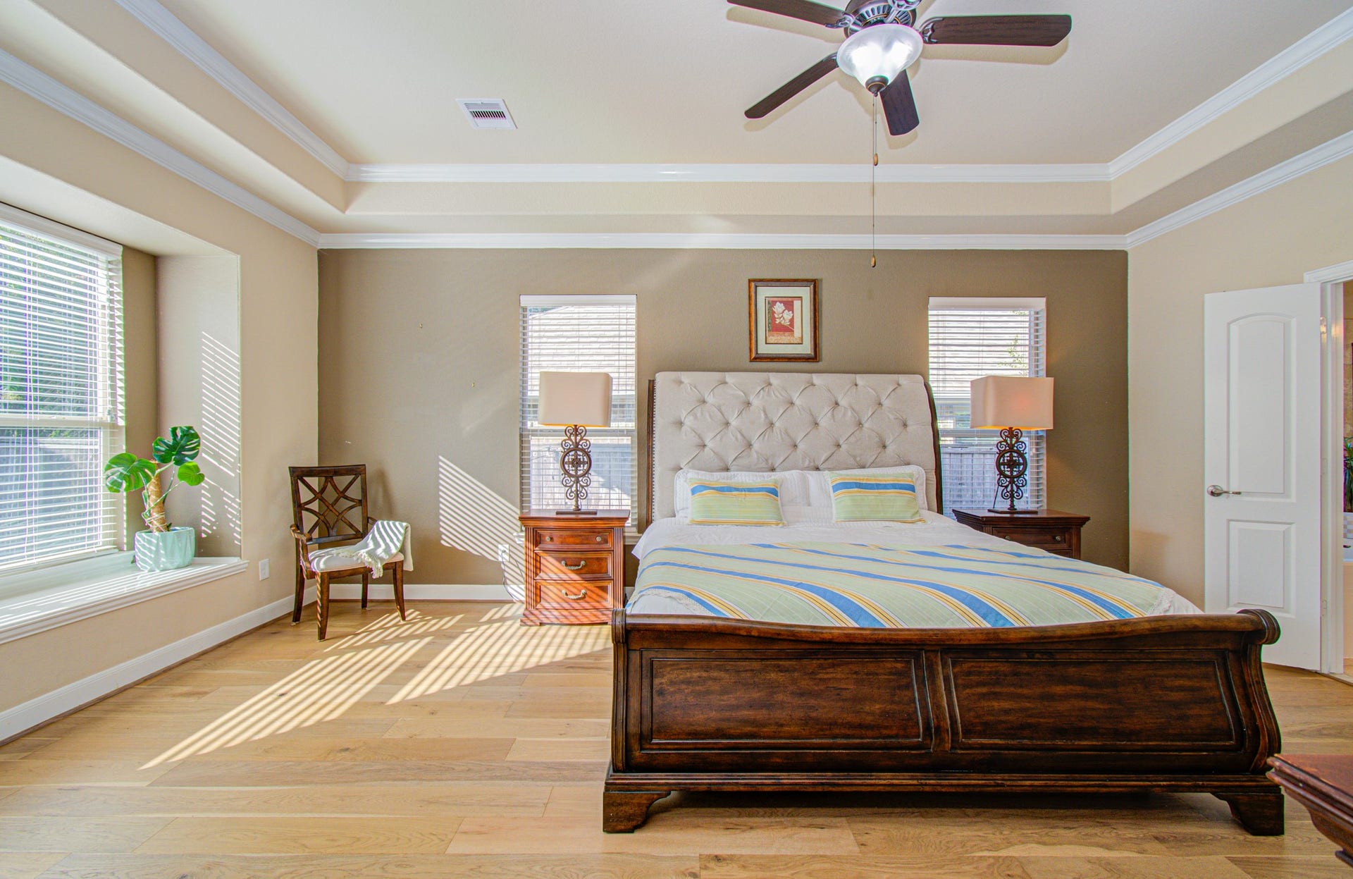 107 N Victoriana Circle, Spring, TX 77389 107 N Victoriana Circle, Spring, TX 77389