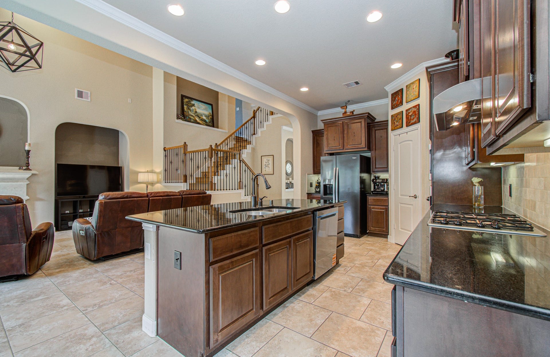 107 N Victoriana Circle, Spring, TX 77389 107 N Victoriana Circle, Spring, TX 77389