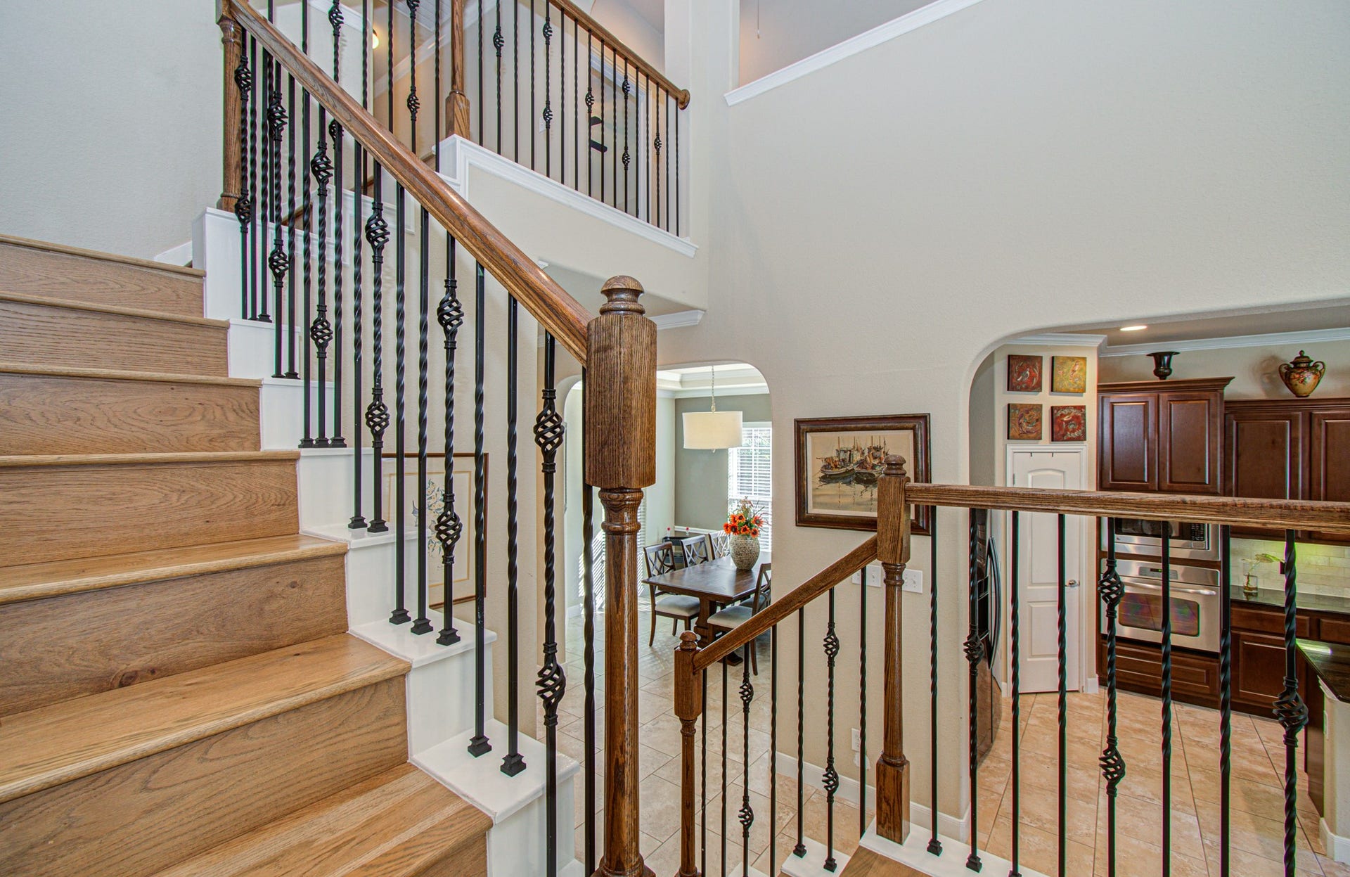 107 N Victoriana Circle, Spring, TX 77389 107 N Victoriana Circle, Spring, TX 77389