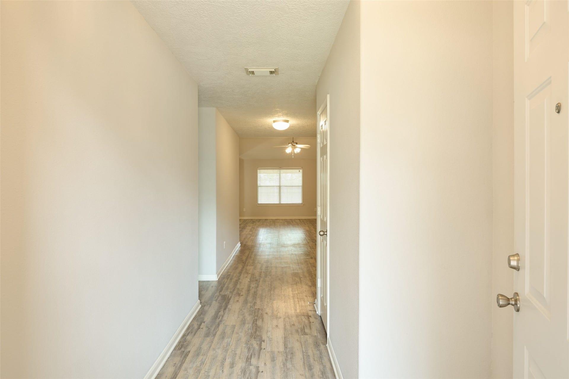 Inviting entry way