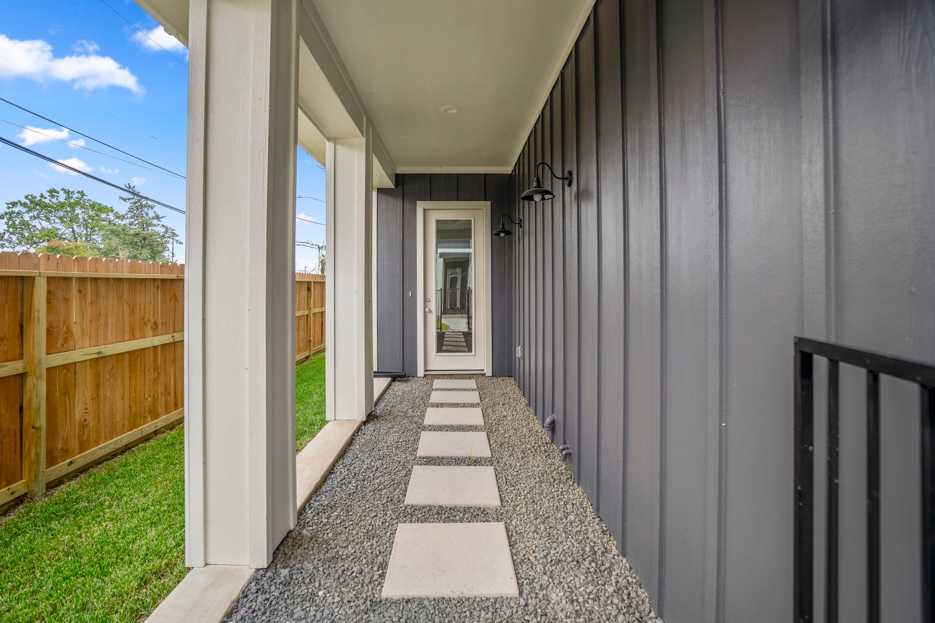 5225 Hillman Street, #F, Houston, TX 77023 5225 Hillman Street, #F, Houston, TX 77023