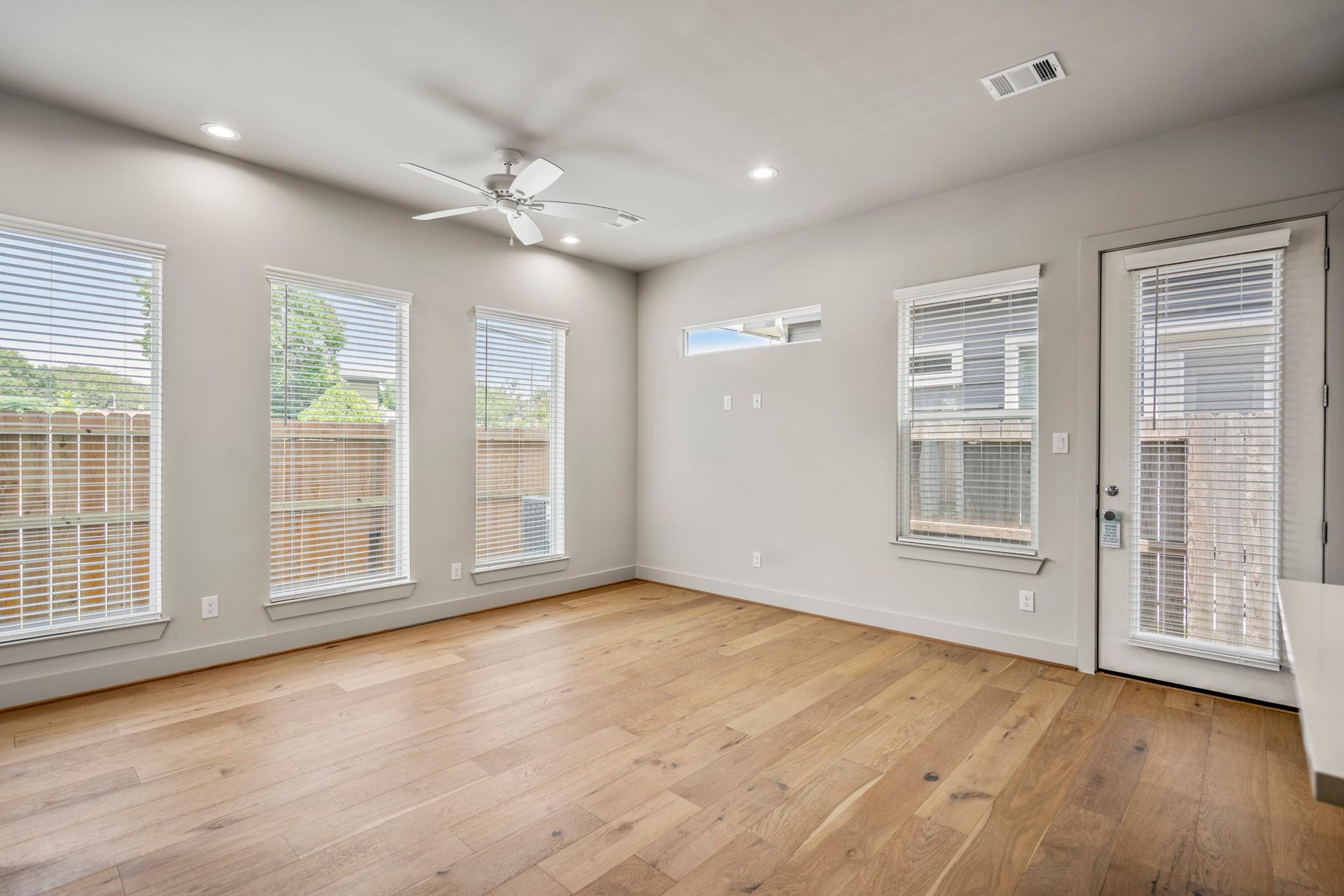 5225 Hillman Street, #F, Houston, TX 77023 5225 Hillman Street, #F, Houston, TX 77023