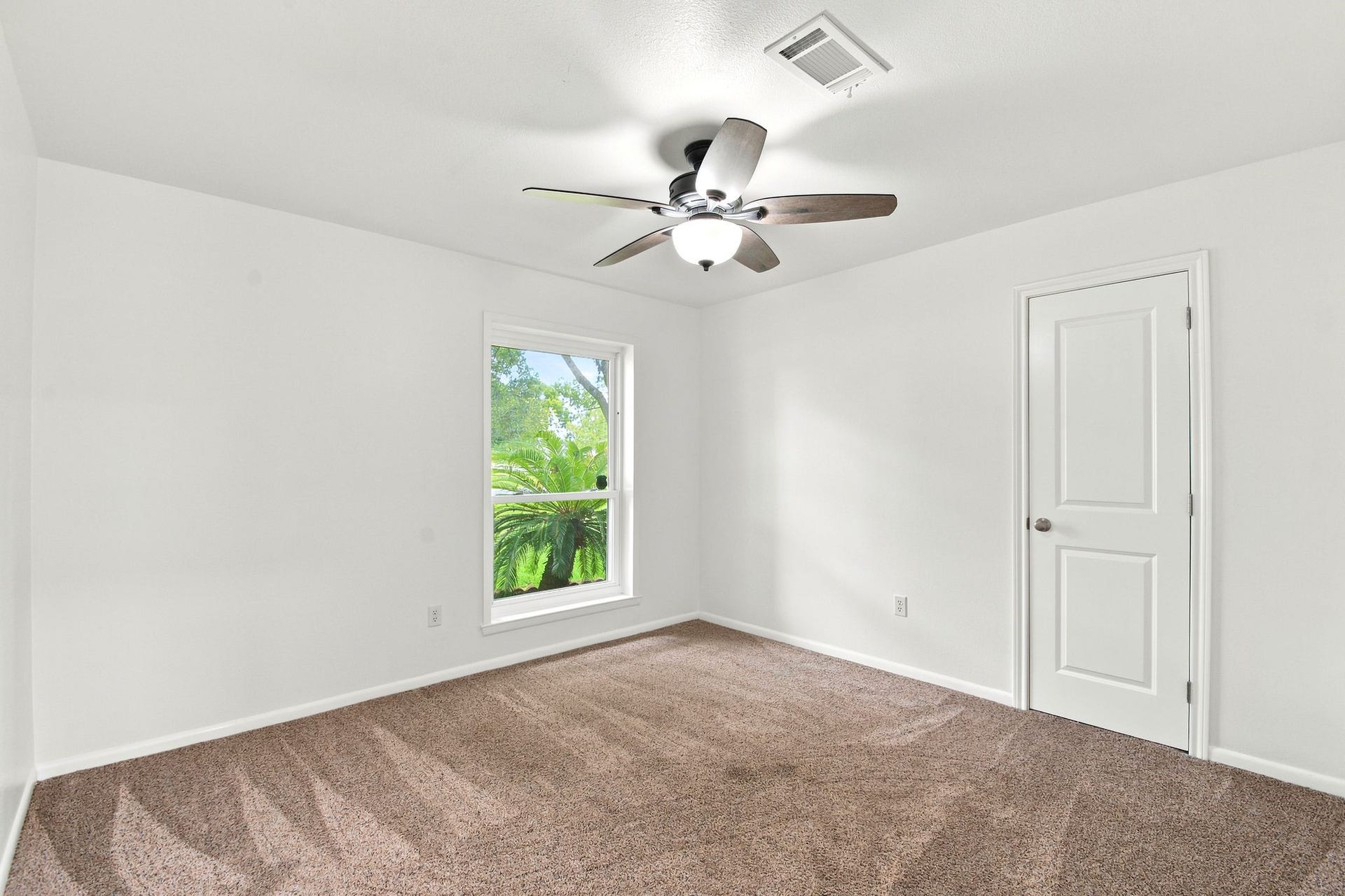 12211 3rd Street, Santa Fe, TX 77510 12211 3rd Street, Santa Fe, TX 77510