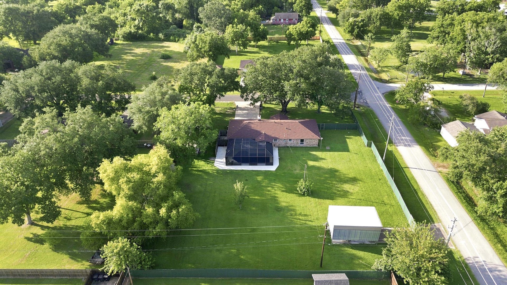 12211 3rd Street, Santa Fe, TX 77510 12211 3rd Street, Santa Fe, TX 77510