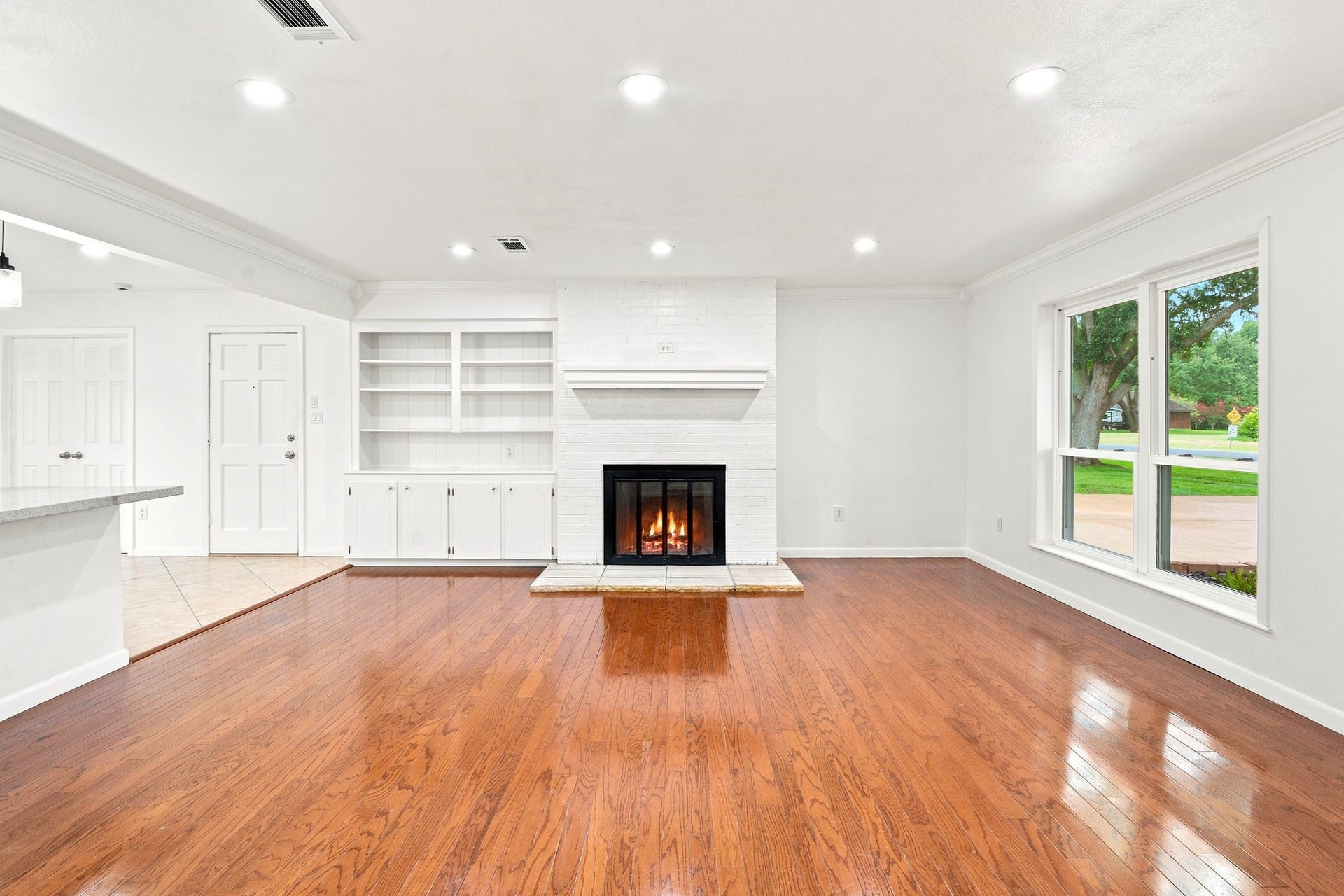 12211 3rd Street, Santa Fe, TX 77510 12211 3rd Street, Santa Fe, TX 77510