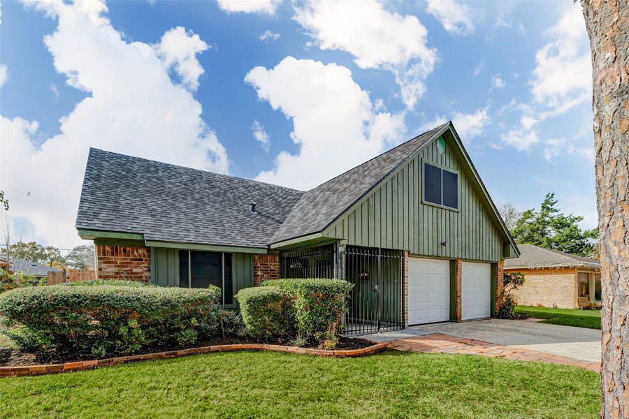 Property photo for 11222 Sagepark Lane, Houston, TX