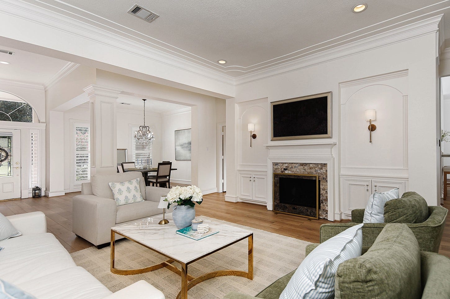 27 Acorn Cluster Court, The Woodlands, TX 77381 27 Acorn Cluster Court, The Woodlands, TX 77381