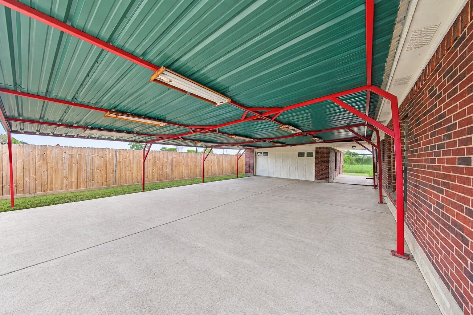 1411 1/2 Guadalupe ST, Stafford, TX 77477 1411 1/2 Guadalupe ST, Stafford, TX 77477