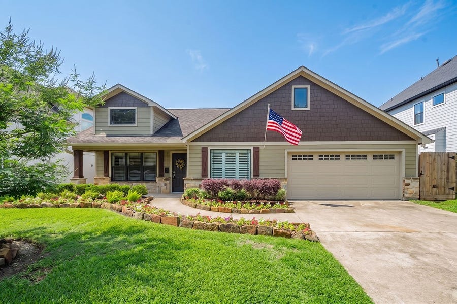 Property photo for 1731 Lamonte Lane, Houston, TX
