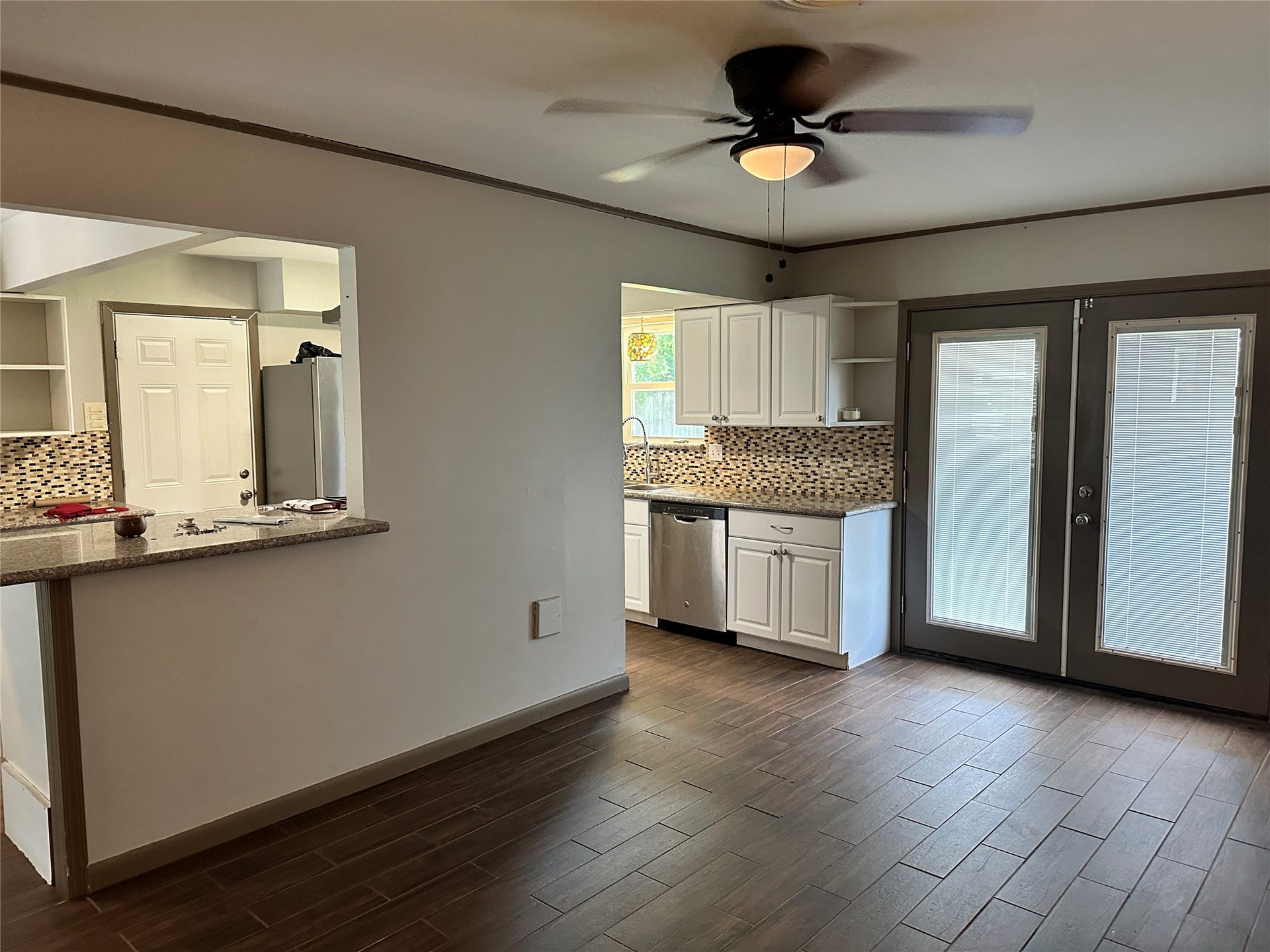 9414 Highmeadow Drive, Houston, TX 77063 9414 Highmeadow Drive, Houston, TX 77063