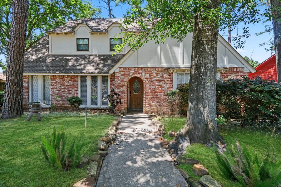 Property photo for 5918 Pine Arbor Drive, Houston, TX