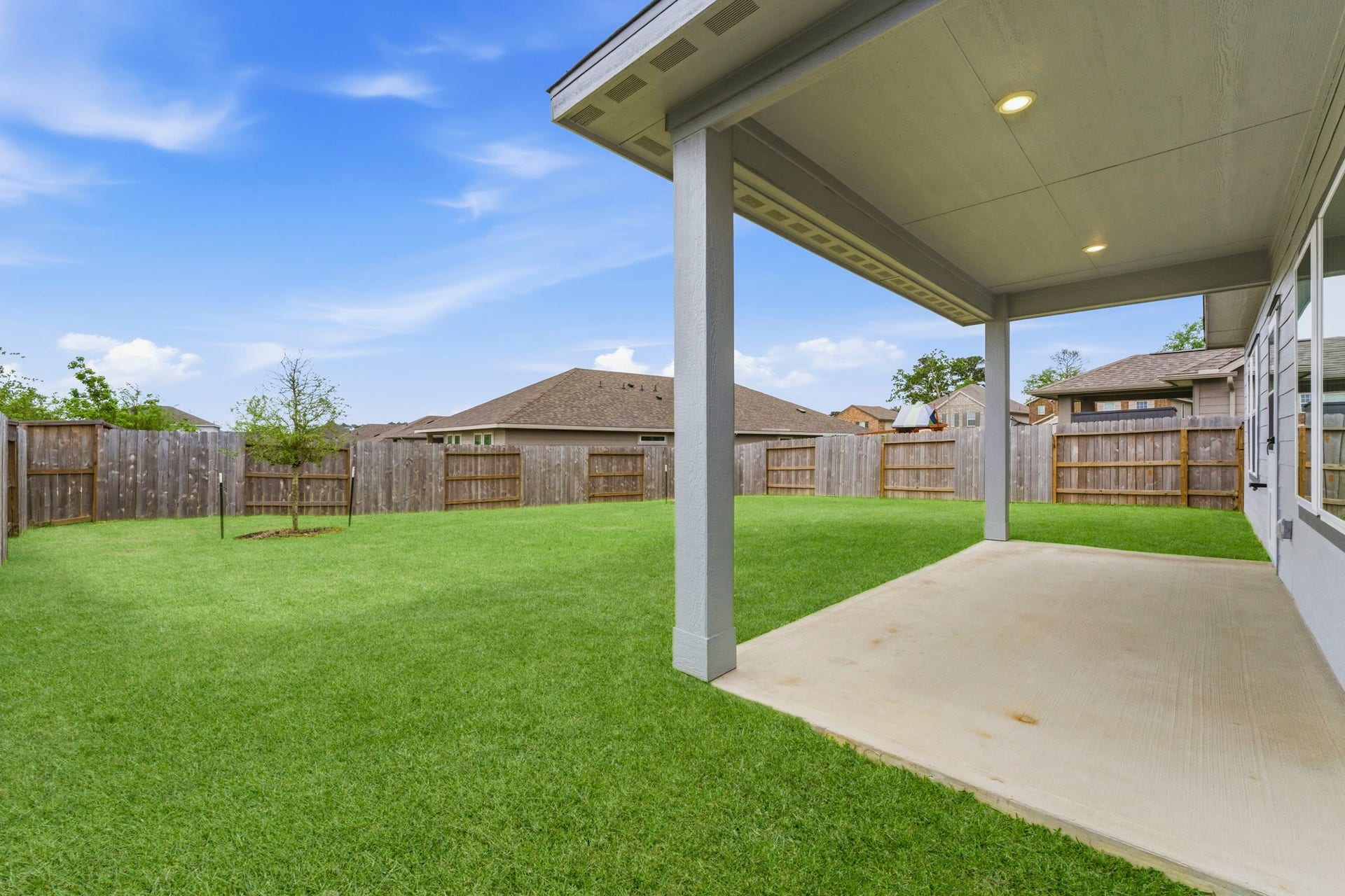 411 April Bay Drive, Conroe, TX 77316 411 April Bay Drive, Conroe, TX 77316
