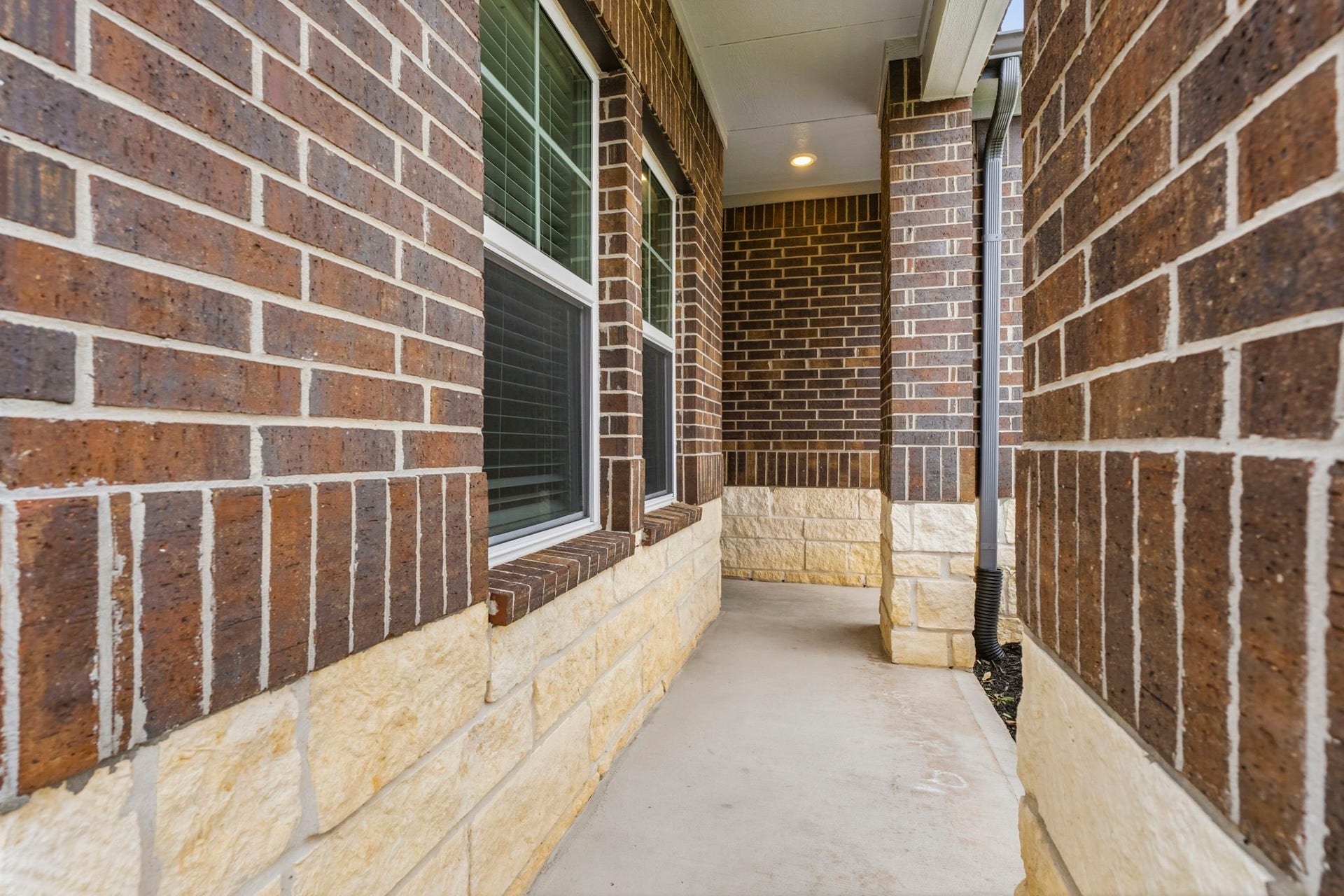 411 April Bay Drive, Conroe, TX 77316 411 April Bay Drive, Conroe, TX 77316