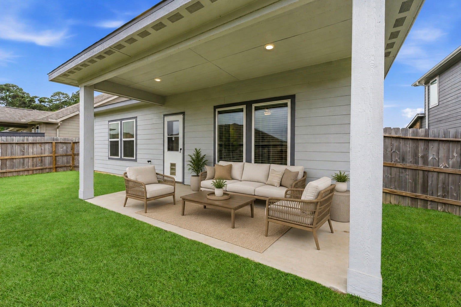 411 April Bay Drive, Conroe, TX 77316 411 April Bay Drive, Conroe, TX 77316
