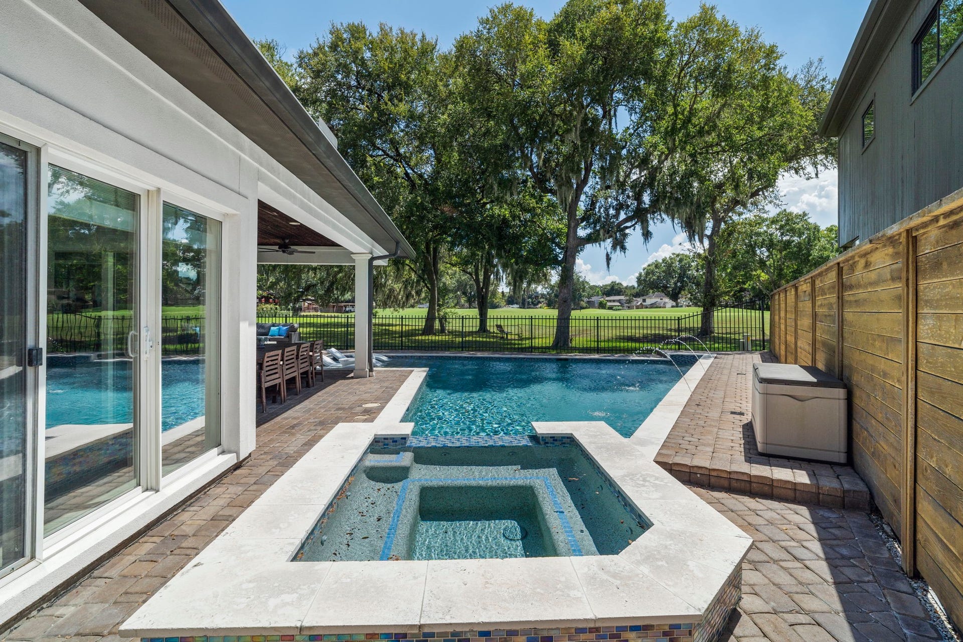 9 Charleston Street S, Sugar Land, TX 77478 The pool was completely renovated in 2023!