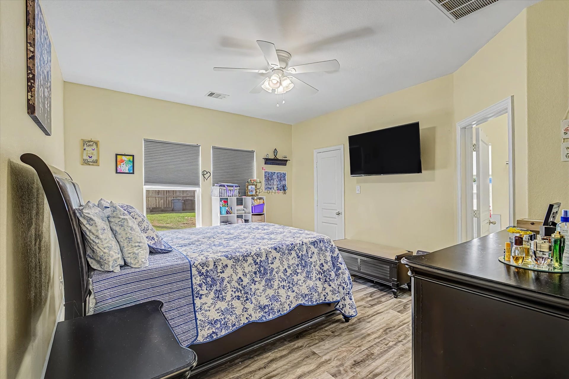 4914 Seaside Sparrow Lane, Baytown, TX 77521 The master suite also offers a walk in closet.