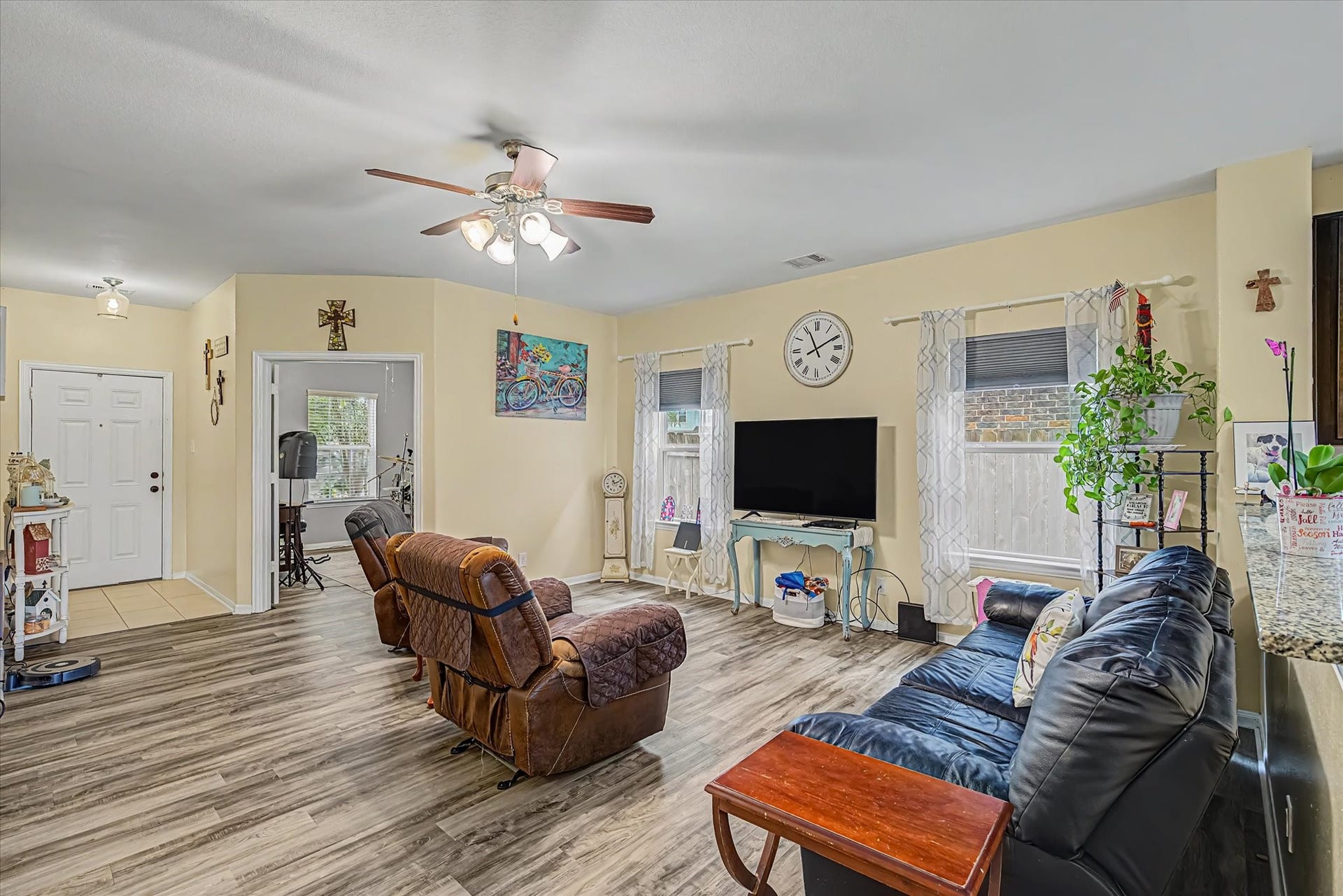 4914 Seaside Sparrow Lane, Baytown, TX 77521 View of the living room with the Office (Music Room) in the background.