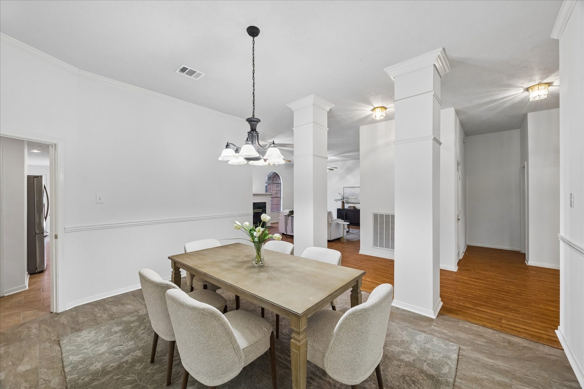 3316 Windfern, Pearland, TX 77581 Formal dining room