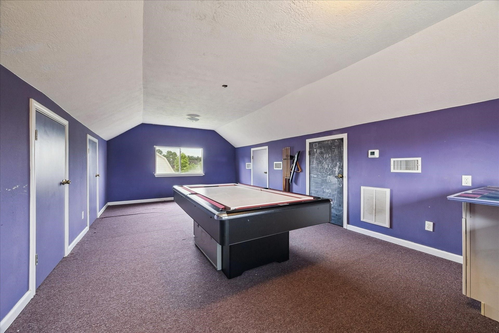 3316 Windfern, Pearland, TX 77581 Large flex space above the garage is great for a game room, work out room, or additional storage