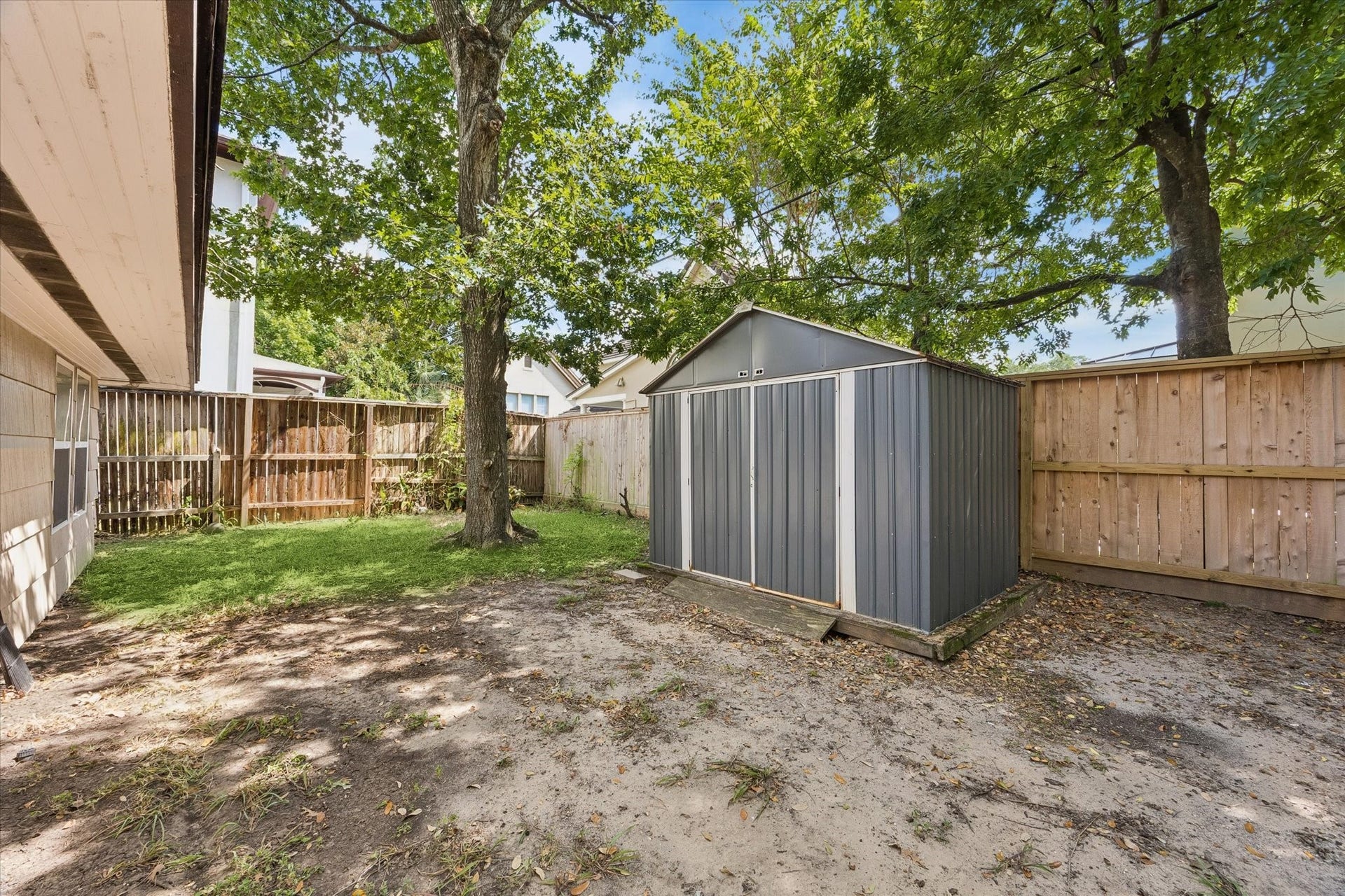 5119 PATRICK HENRY, Bellaire, TX 77401 5119 PATRICK HENRY, Bellaire, TX 77401