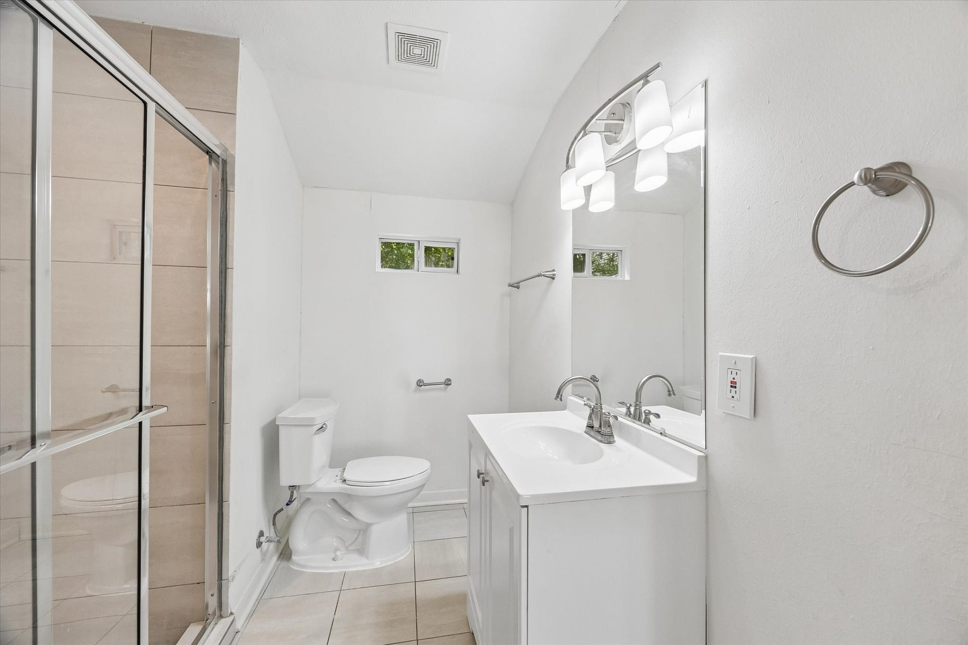 5119 PATRICK HENRY, Bellaire, TX 77401 5119 PATRICK HENRY, Bellaire, TX 77401