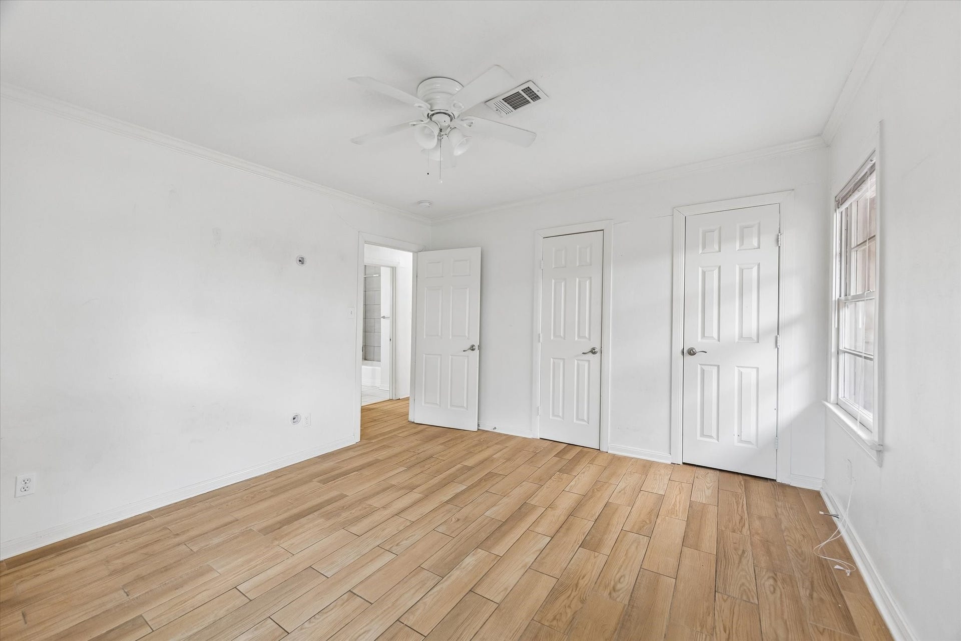 5119 PATRICK HENRY, Bellaire, TX 77401 5119 PATRICK HENRY, Bellaire, TX 77401