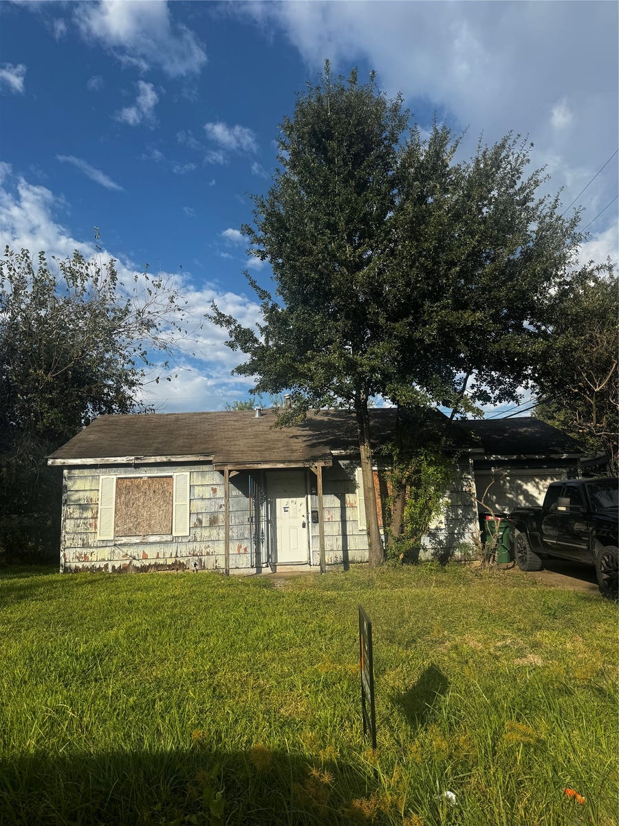 Property photo for 1502 Pleasantville Drive, Houston, TX